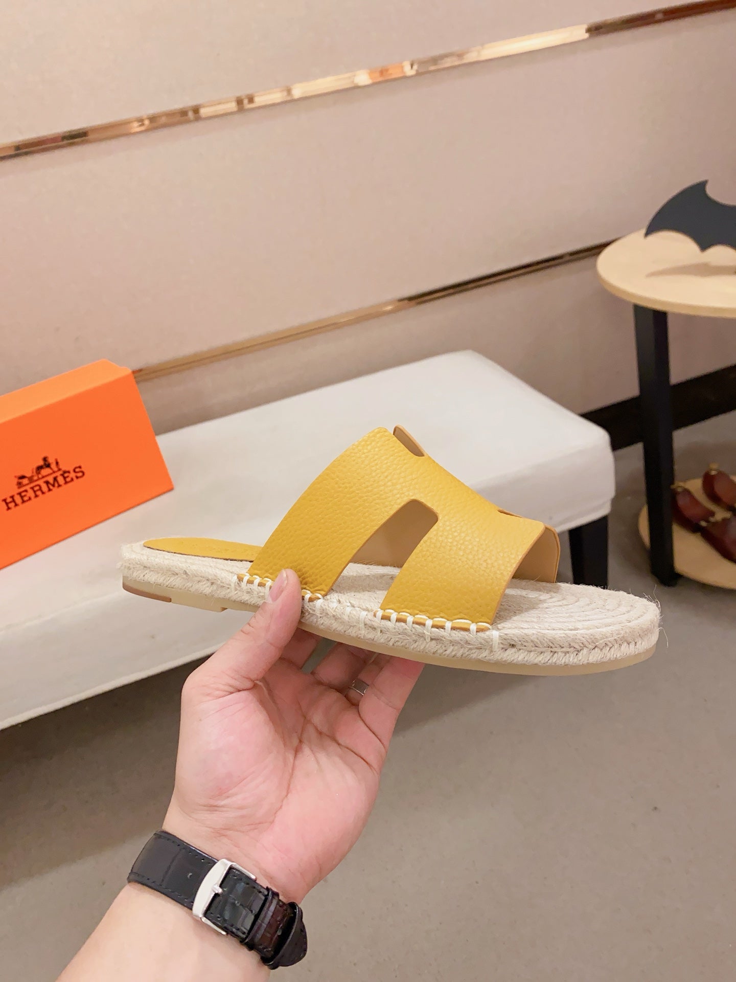 LuxluxHouse Best Quality Sandals Hermes
