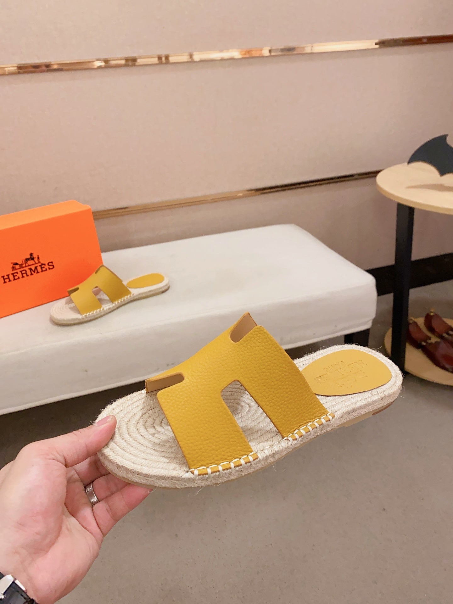 LuxluxHouse Best Quality Sandals Hermes