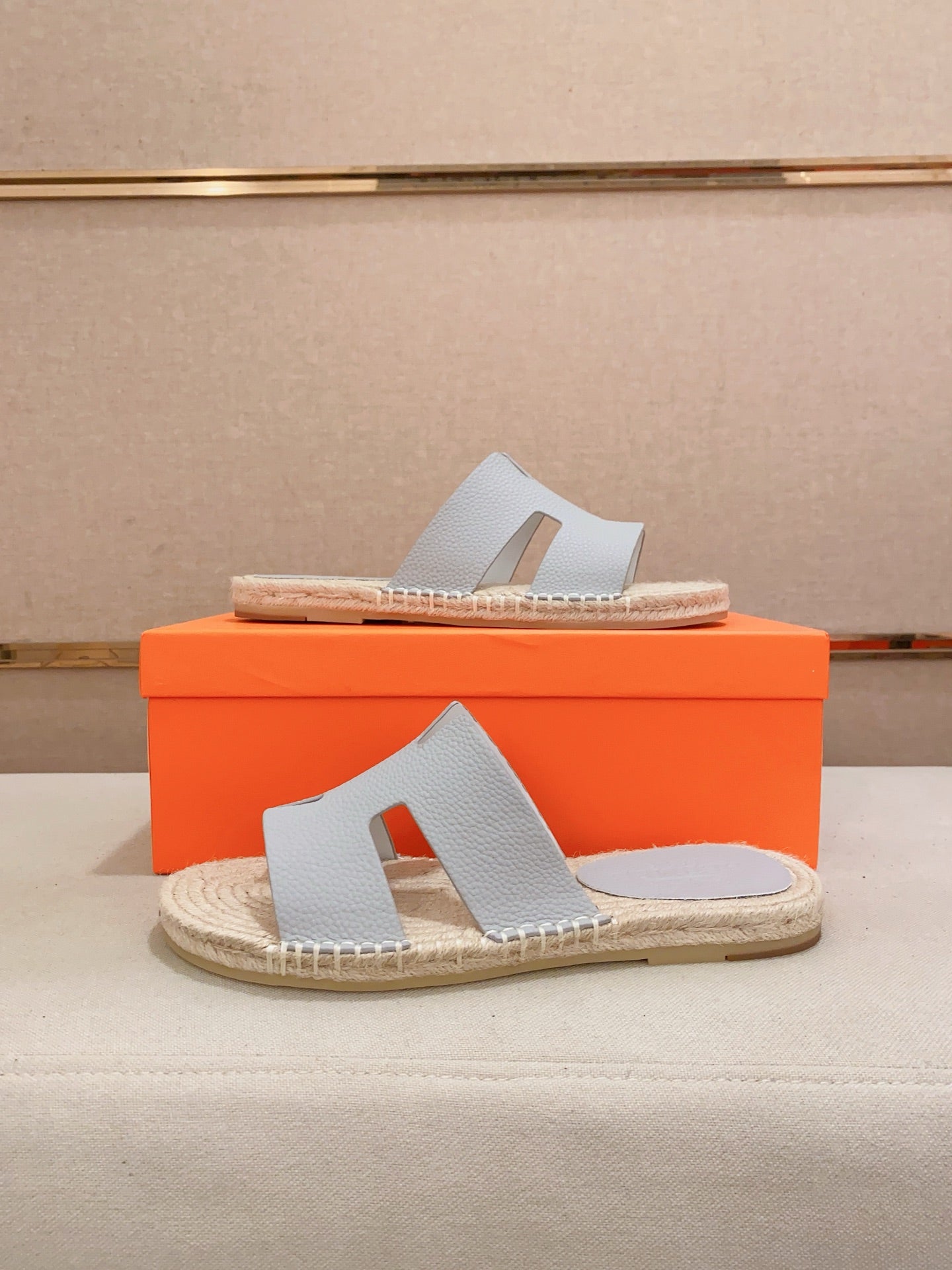 LuxluxHouse Best Quality Sandals Hermes