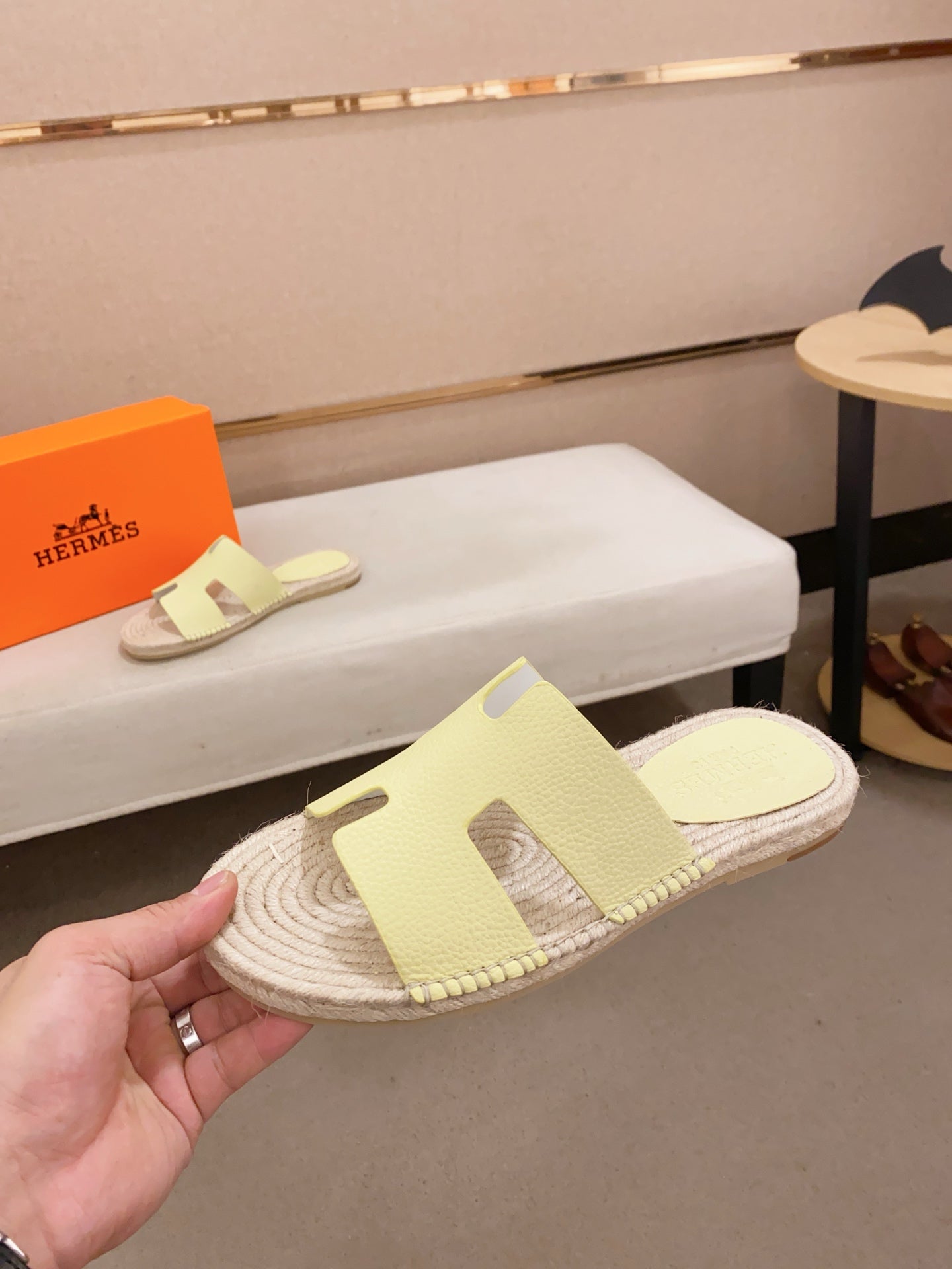 LuxluxHouse Best Quality Sandals Hermes