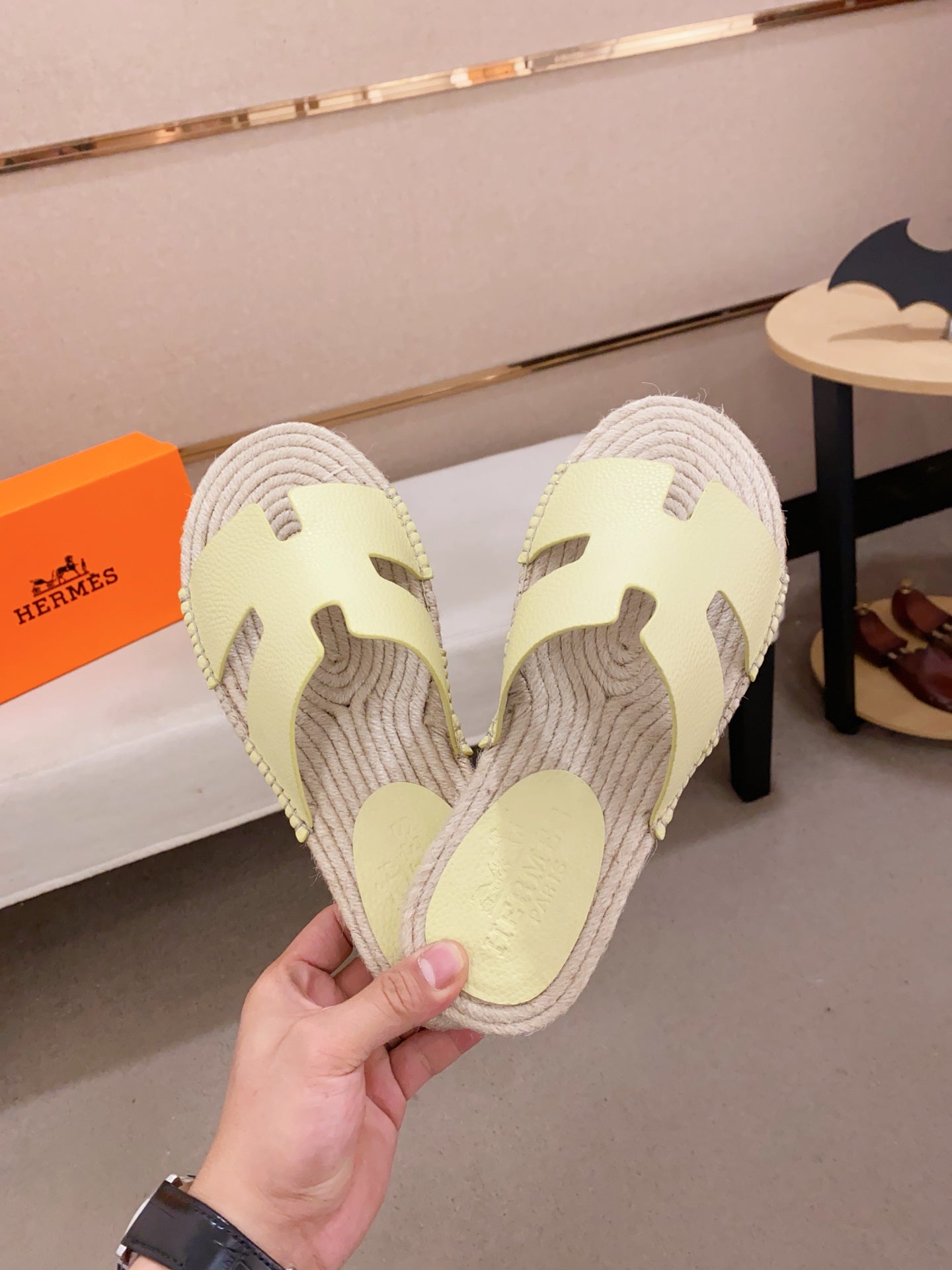 LuxluxHouse Best Quality Sandals Hermes