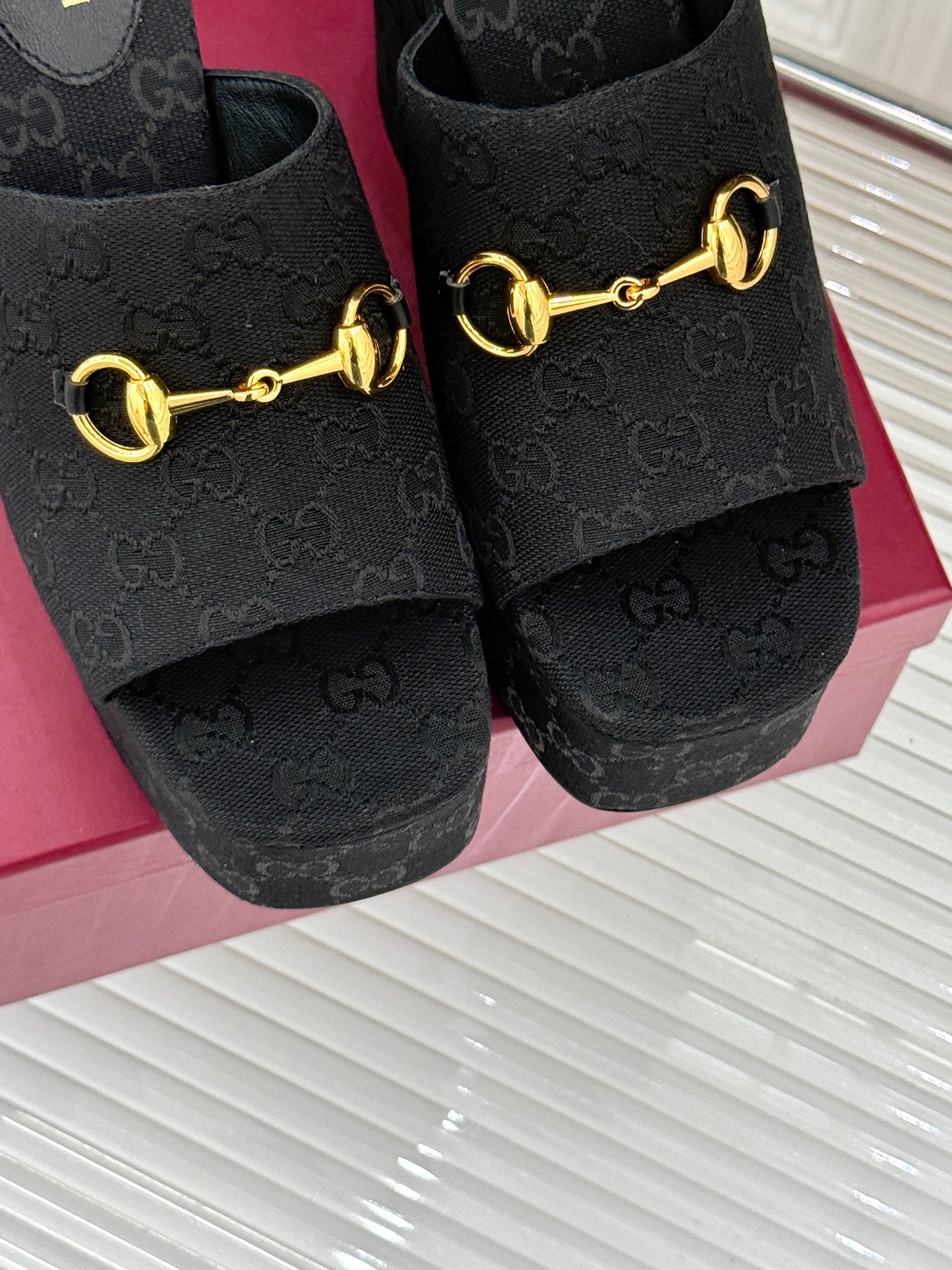 LuxluxHouse Best Quality Gucci Women Shoes