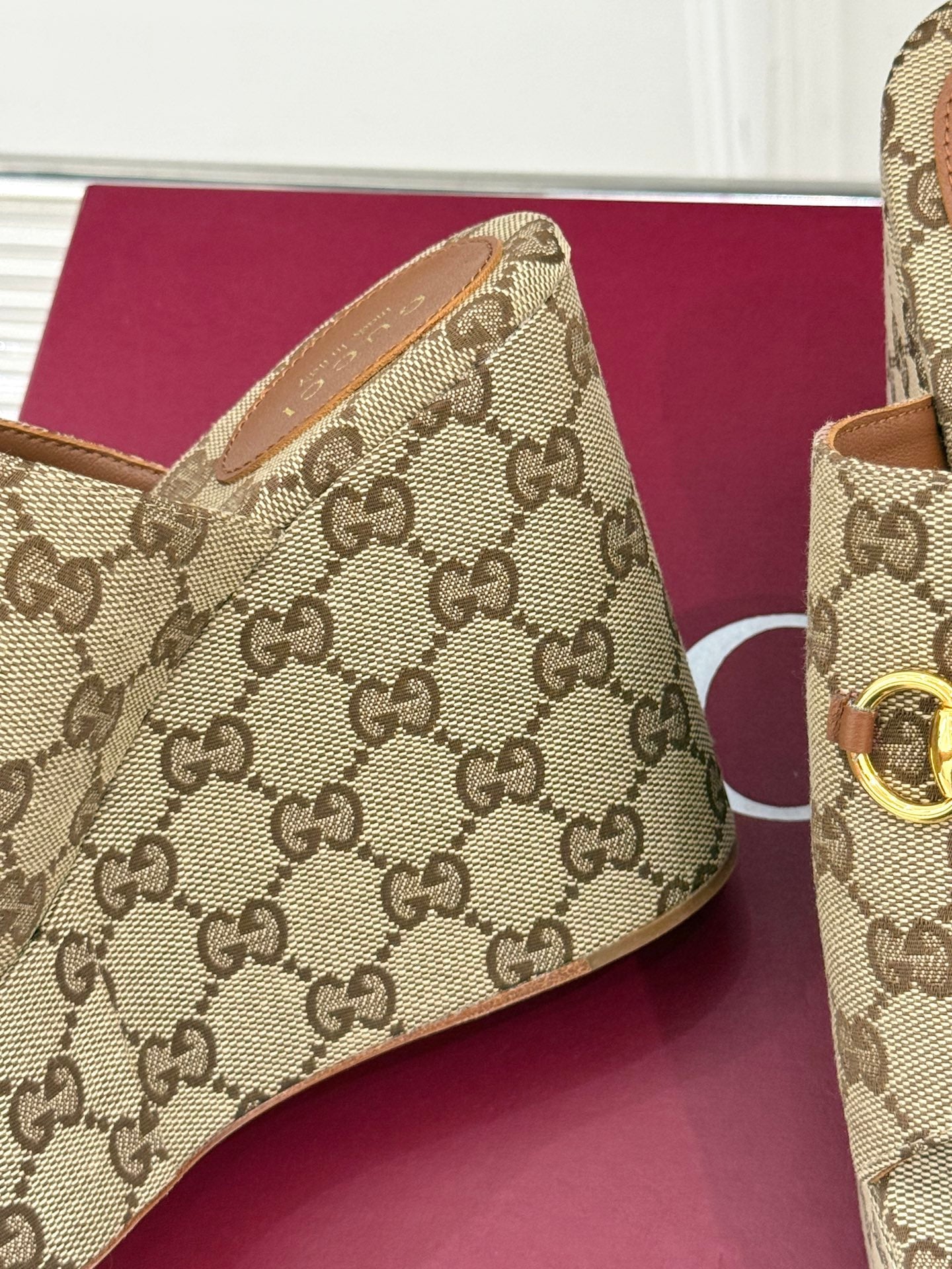 LuxluxHouse Best Quality Gucci Women Shoes