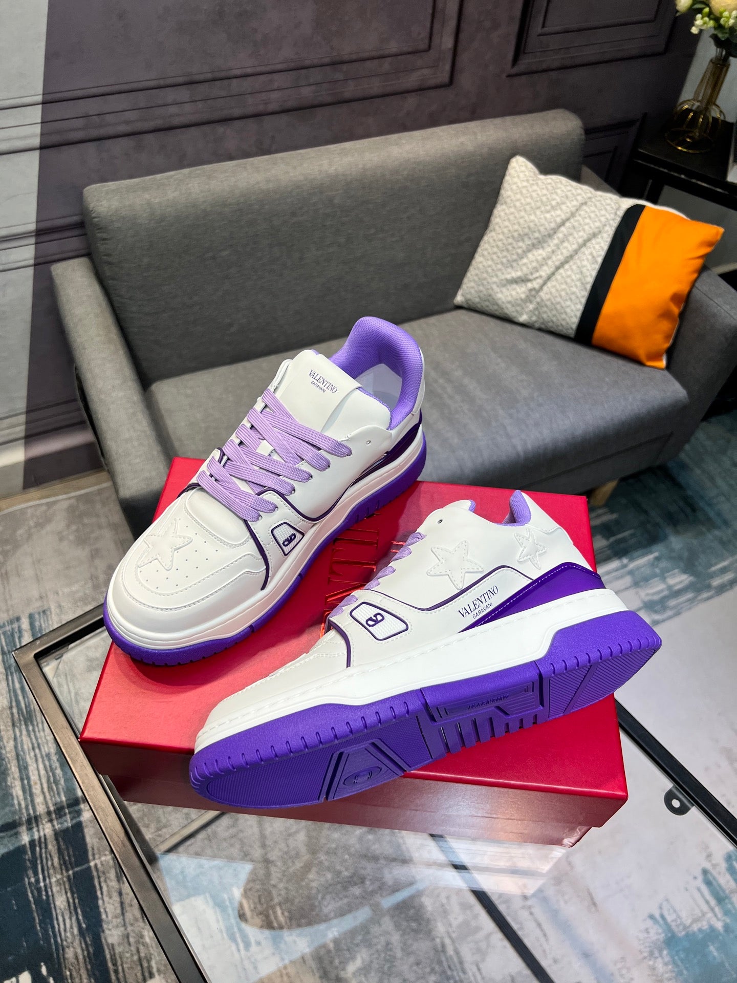 LuxluxHouse Best Quality Shoes Valentino
