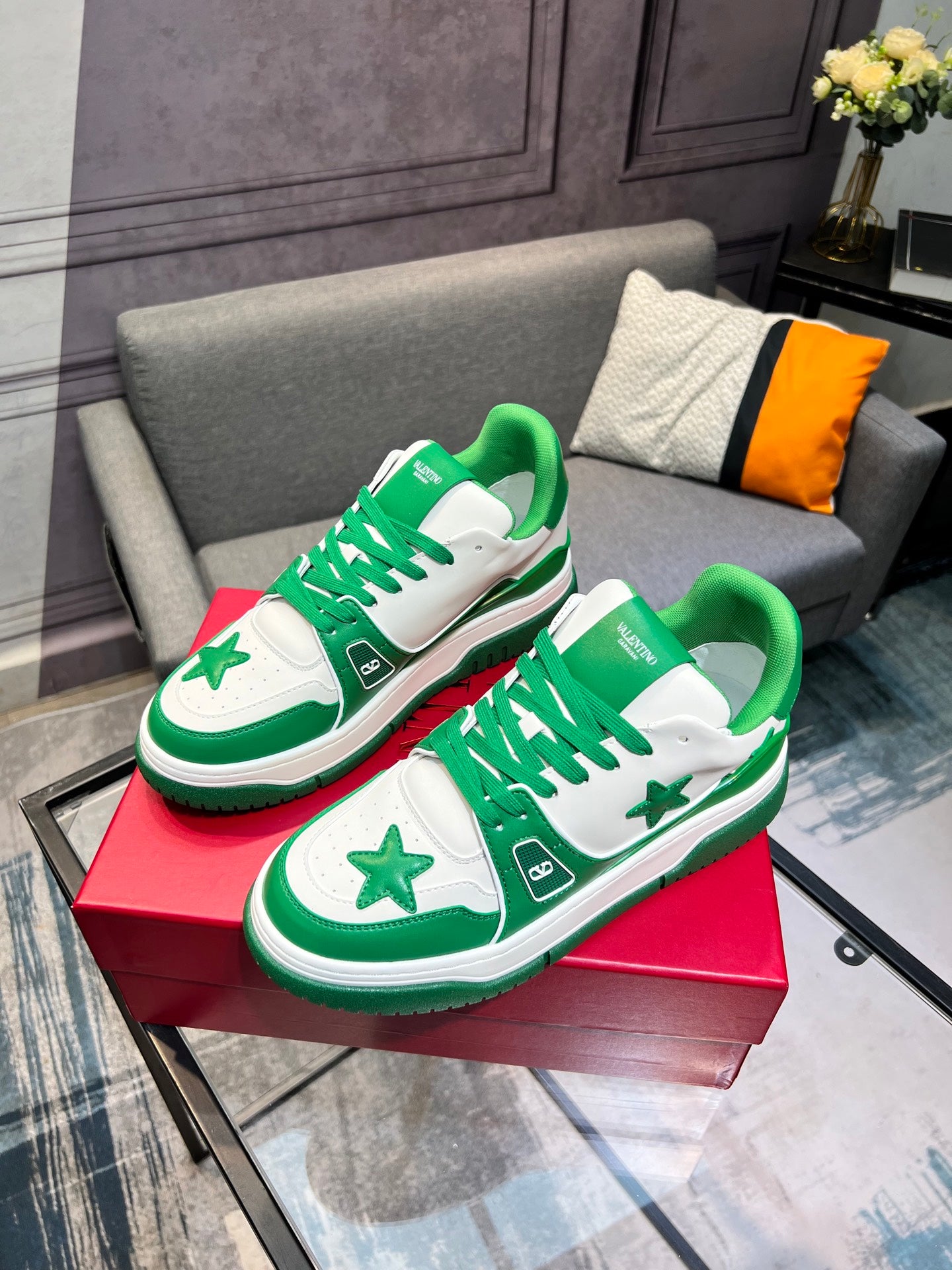 LuxluxHouse Best Quality Shoes Valentino