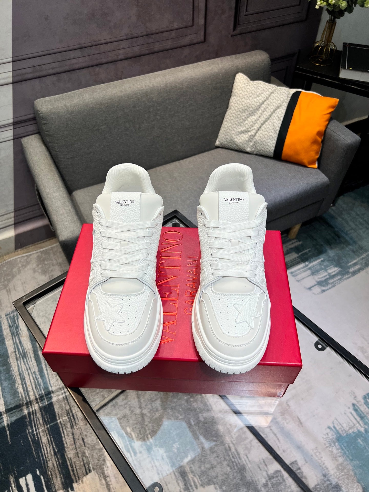 LuxluxHouse Best Quality Shoes Valentino
