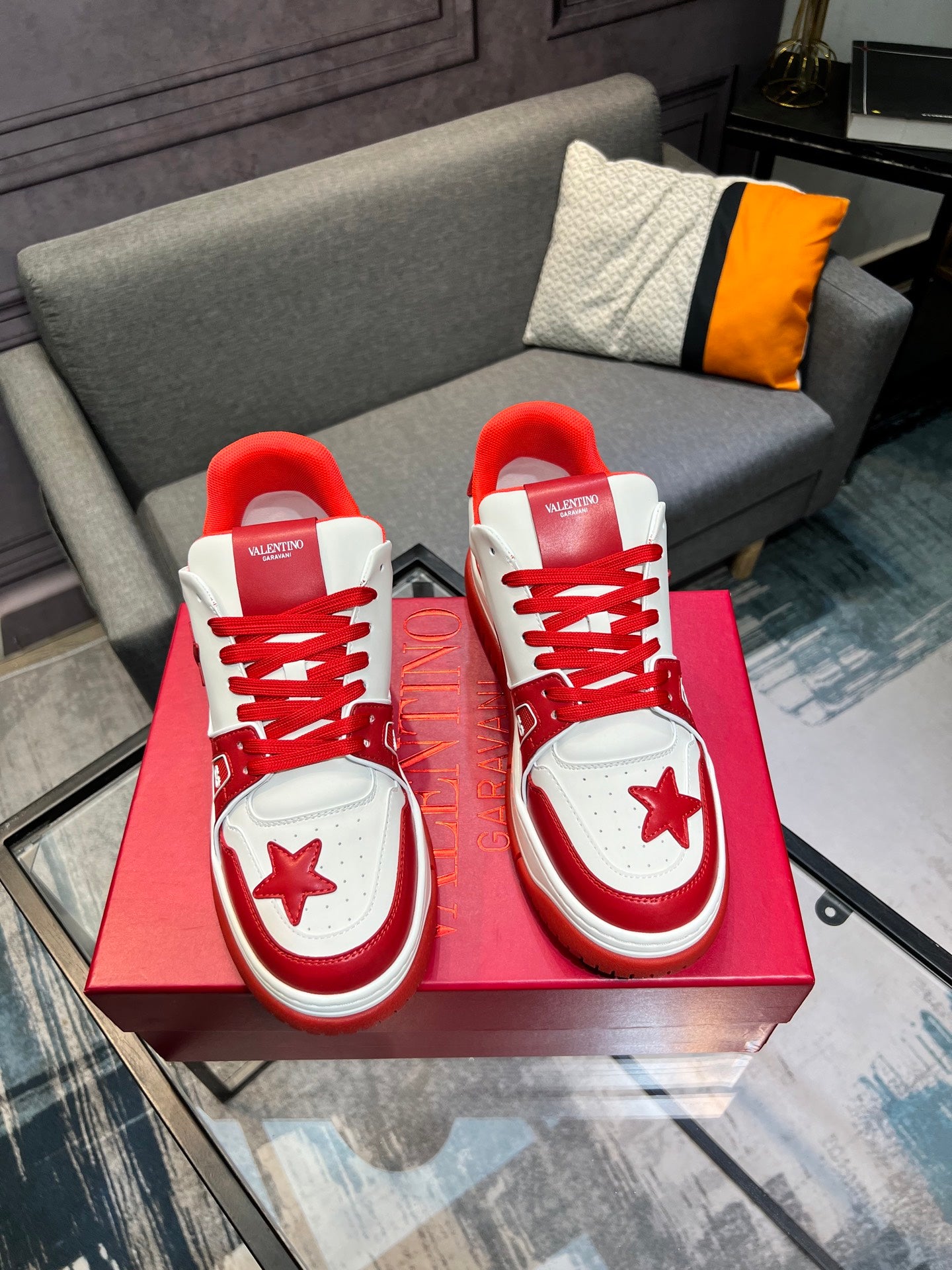 LuxluxHouse Best Quality Shoes Valentino