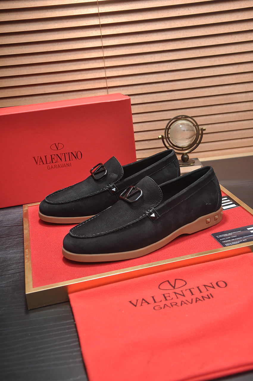 LuxluxHouse Best Quality Shoes Valentino