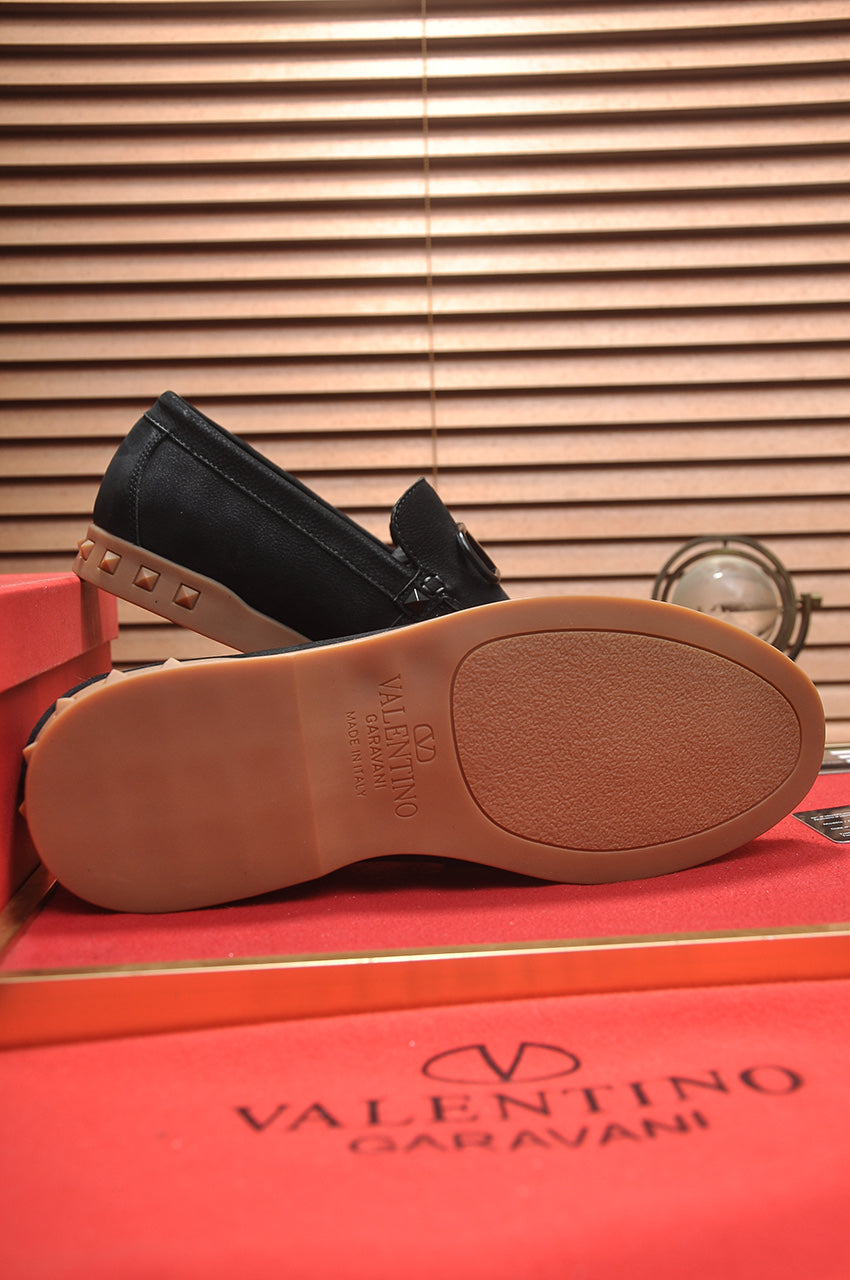 LuxluxHouse Best Quality Shoes Valentino