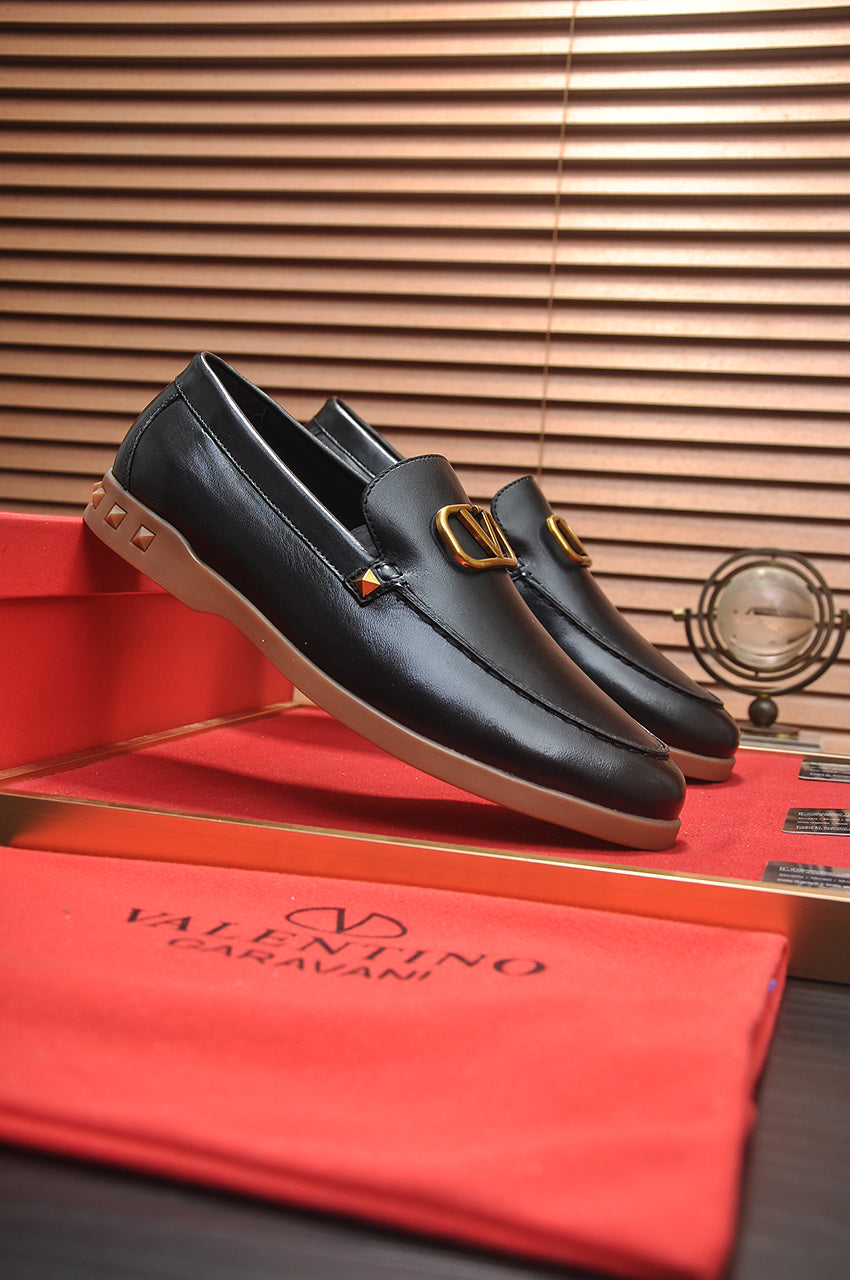 LuxluxHouse Best Quality Shoes Valentino