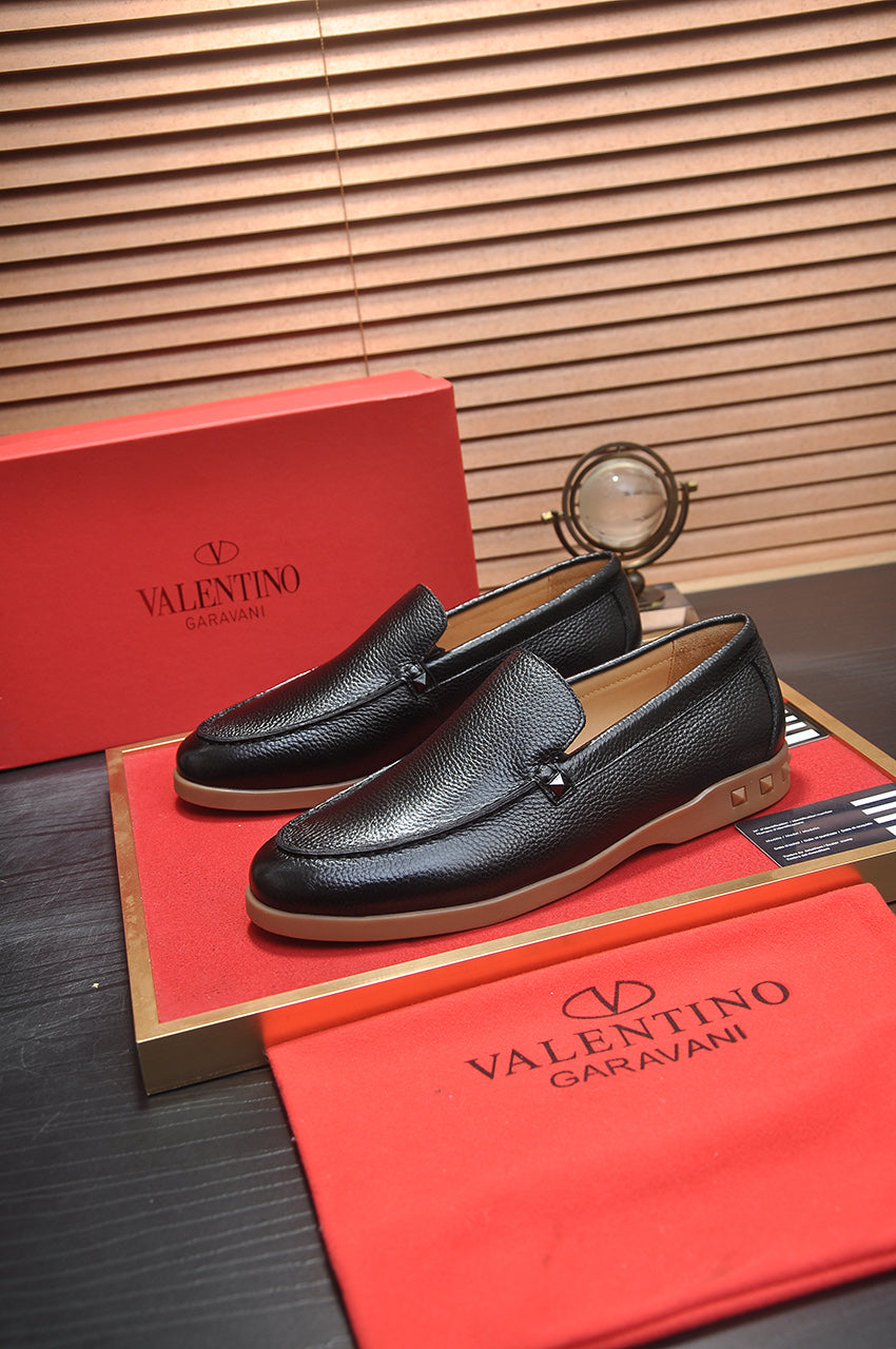 LuxluxHouse Best Quality Shoes Valentino