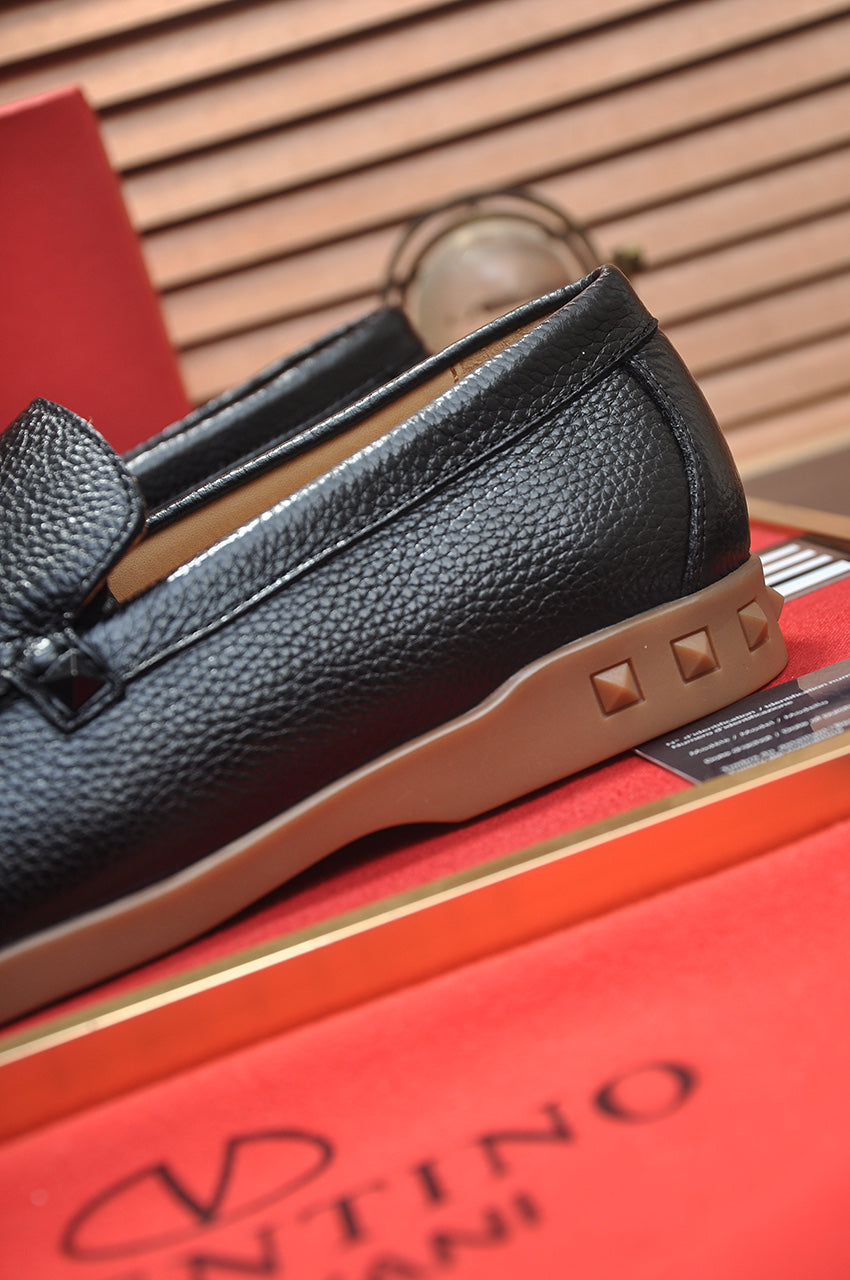 LuxluxHouse Best Quality Shoes Valentino