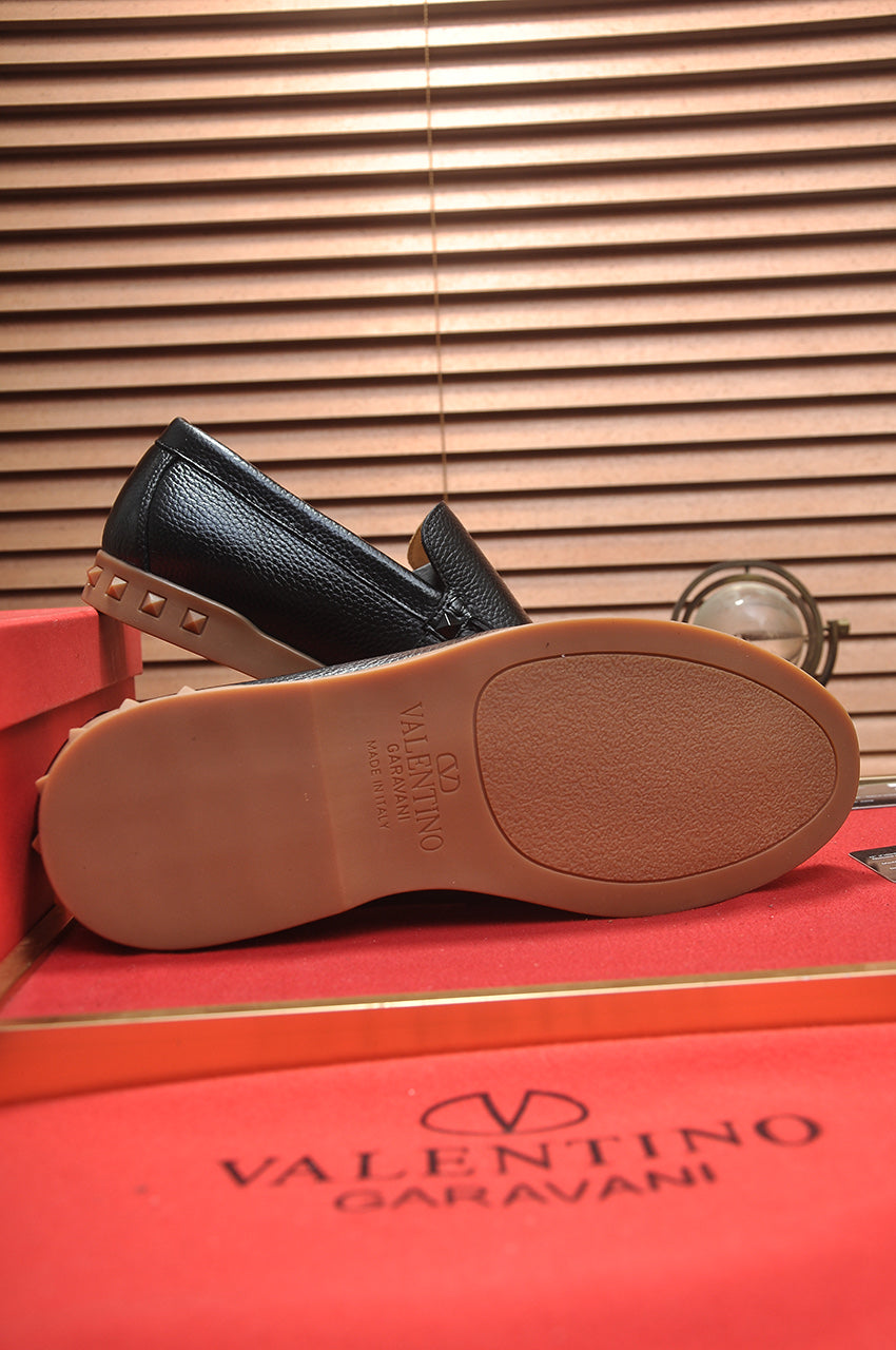 LuxluxHouse Best Quality Shoes Valentino