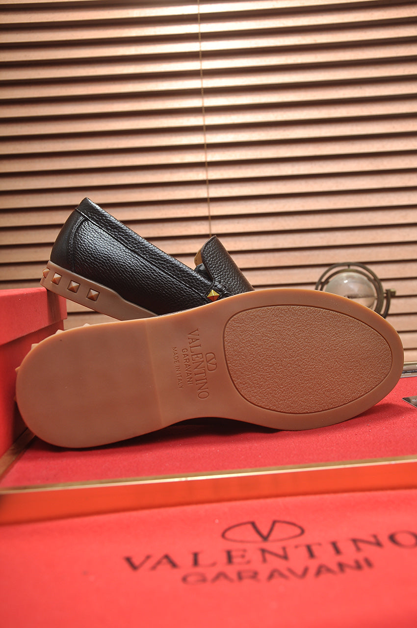 LuxluxHouse Best Quality Shoes Valentino