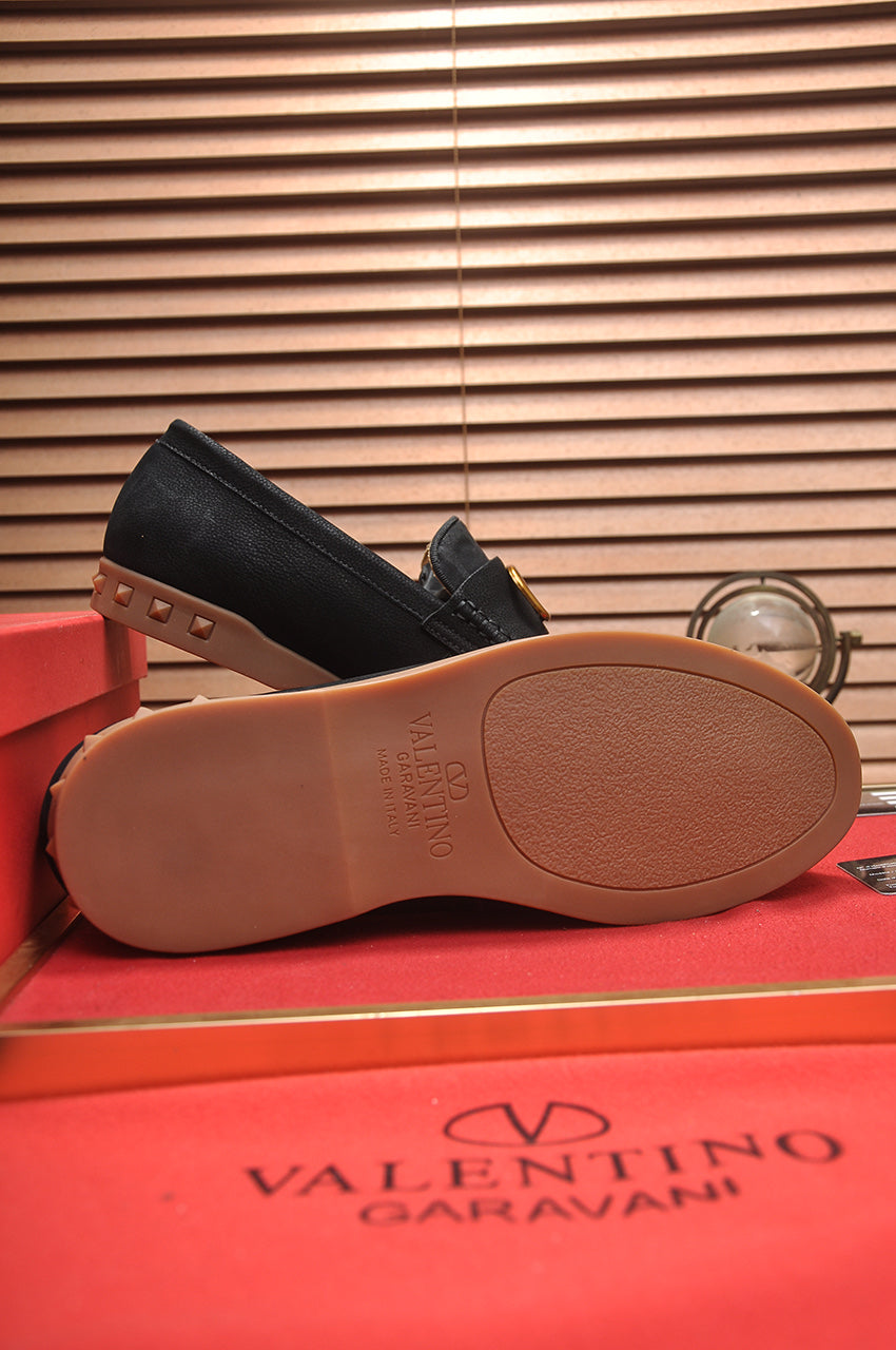 LuxluxHouse Best Quality Shoes Valentino