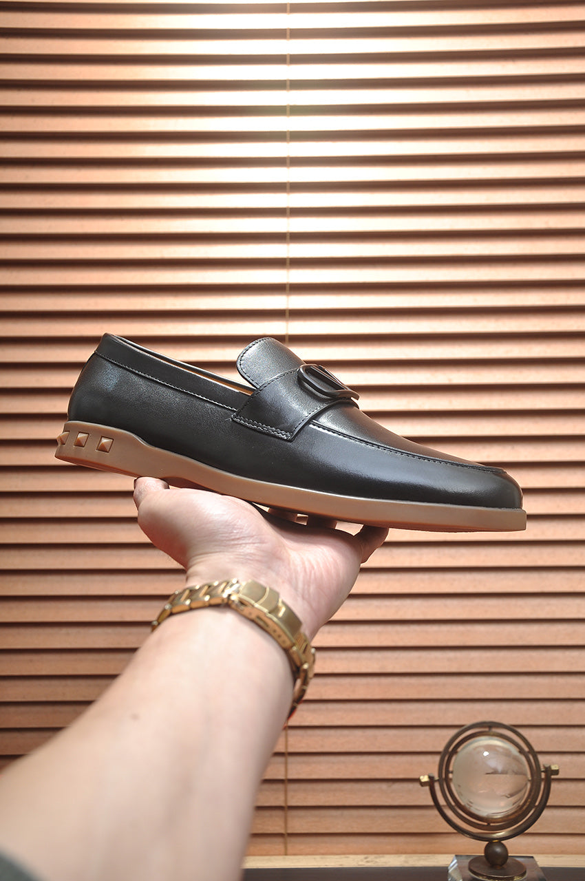 LuxluxHouse Best Quality Shoes Valentino