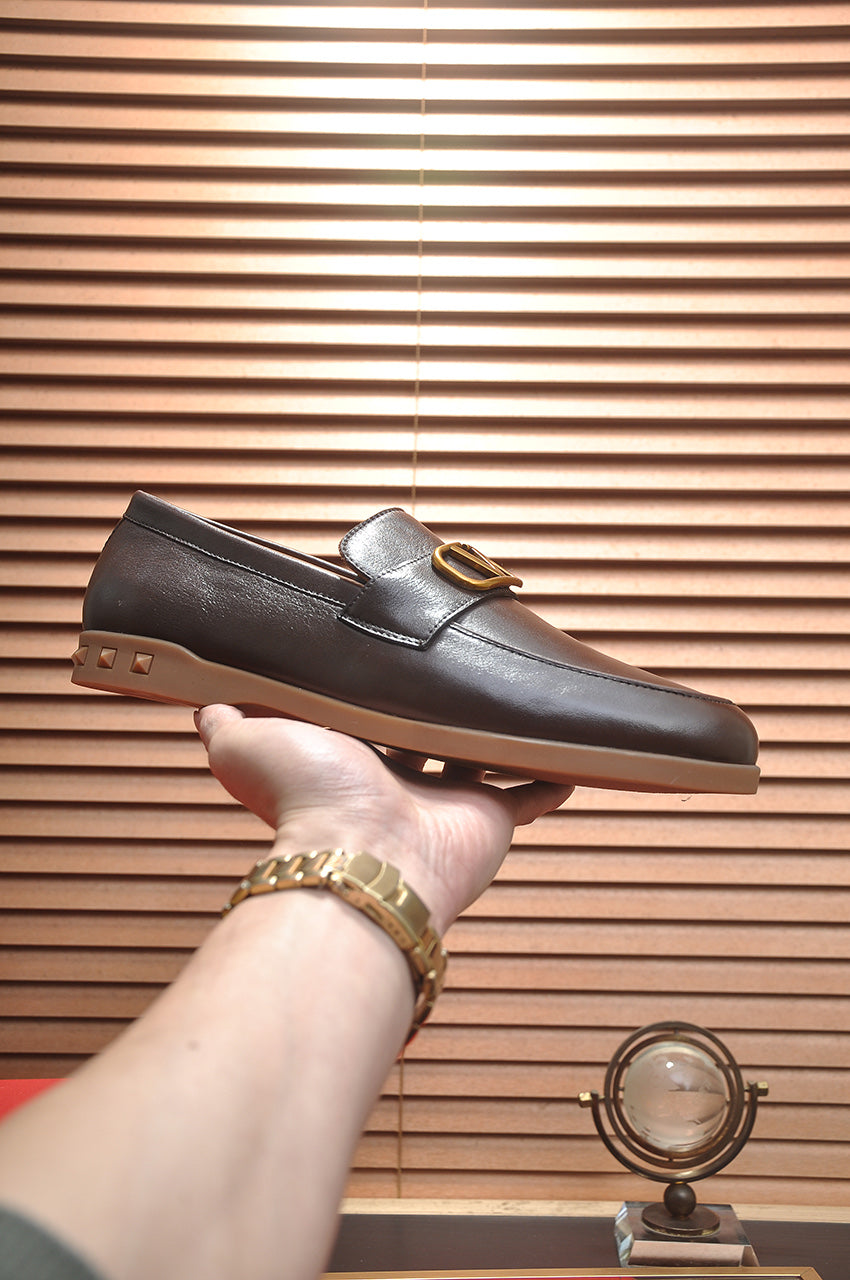 LuxluxHouse Best Quality Shoes Valentino