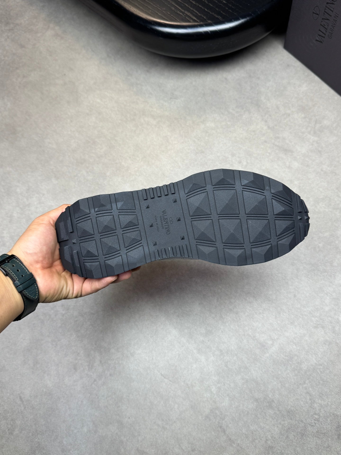 LuxluxHouse Best Quality Shoes Valentino