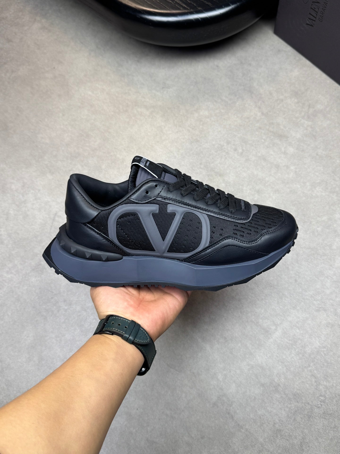 LuxluxHouse Best Quality Shoes Valentino