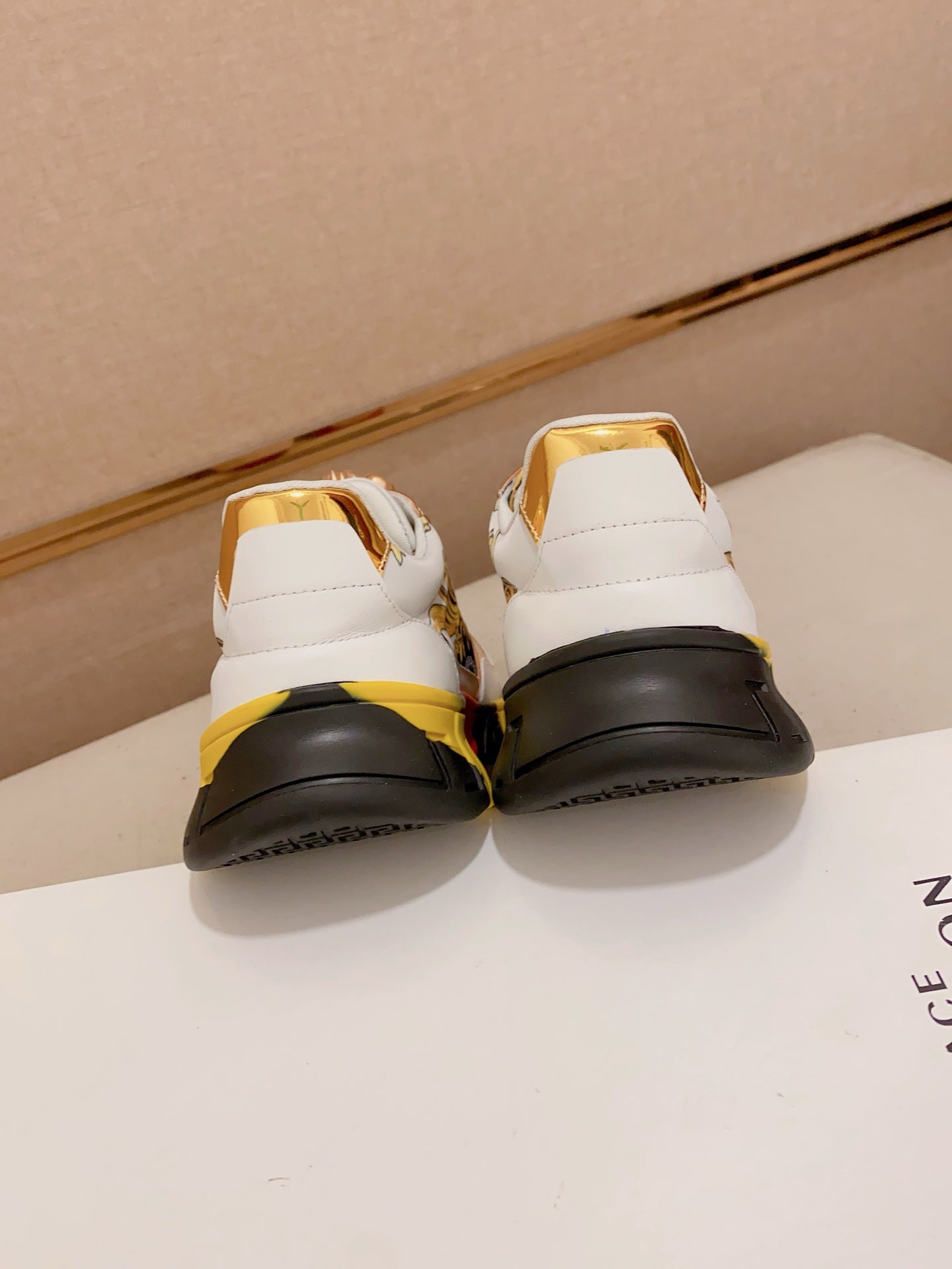 LuxluxHouse Best Quality Shoes Versace