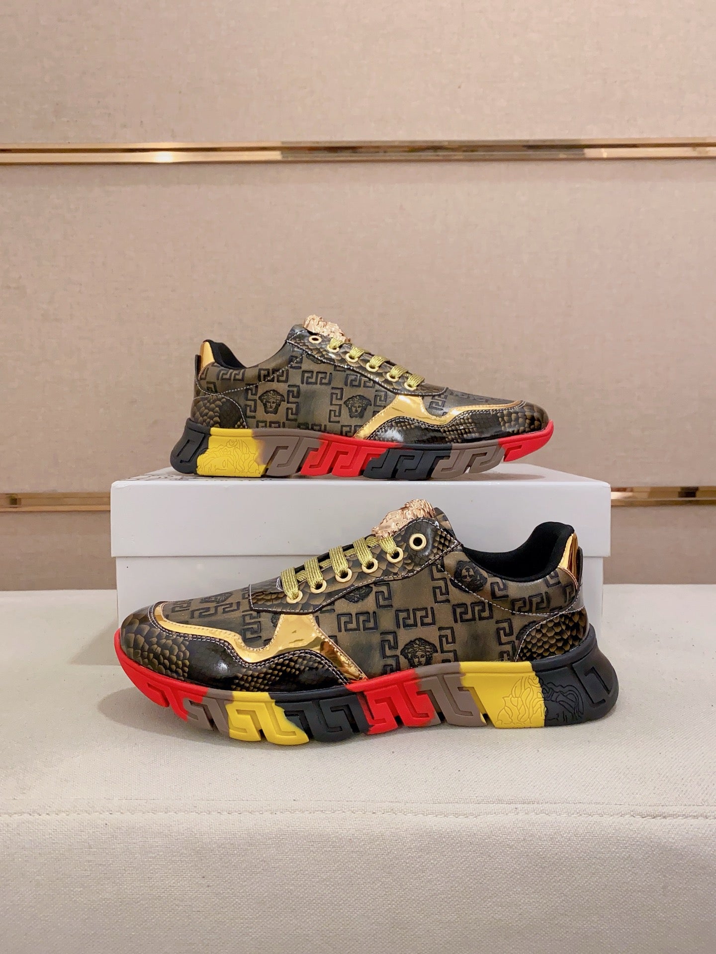 LuxluxHouse Best Quality Shoes Versace