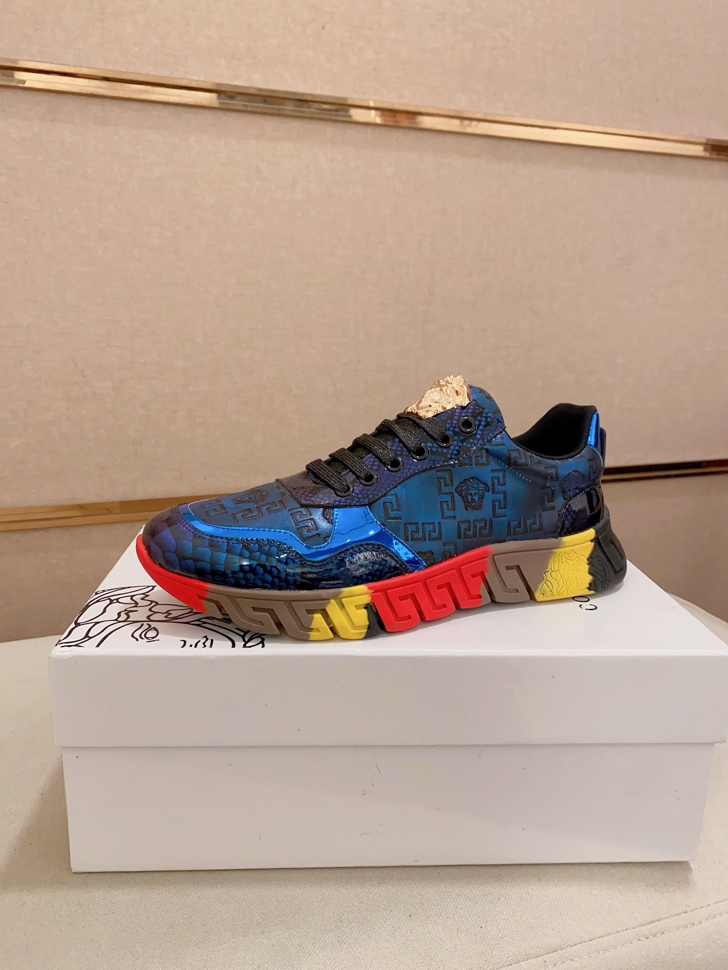 LuxluxHouse Best Quality Shoes Versace