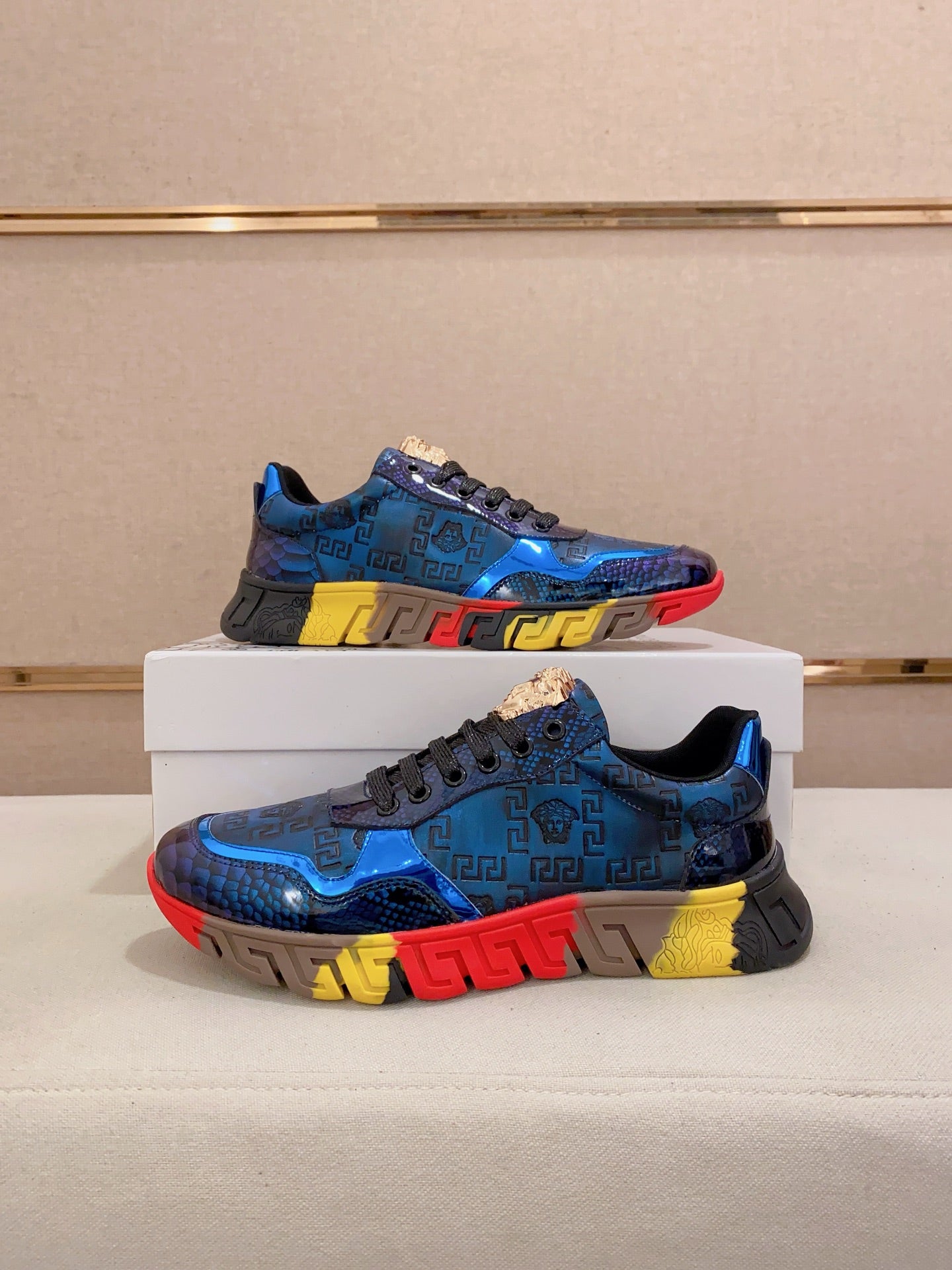 LuxluxHouse Best Quality Shoes Versace