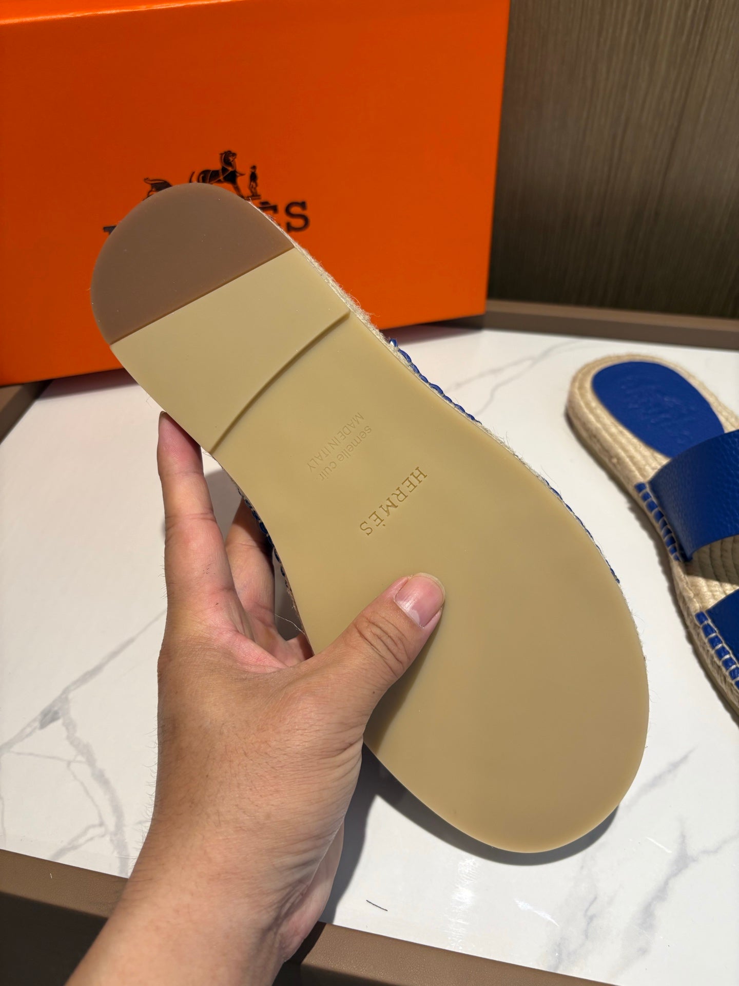 LuxluxHouse Best Quality Sandals Hermes