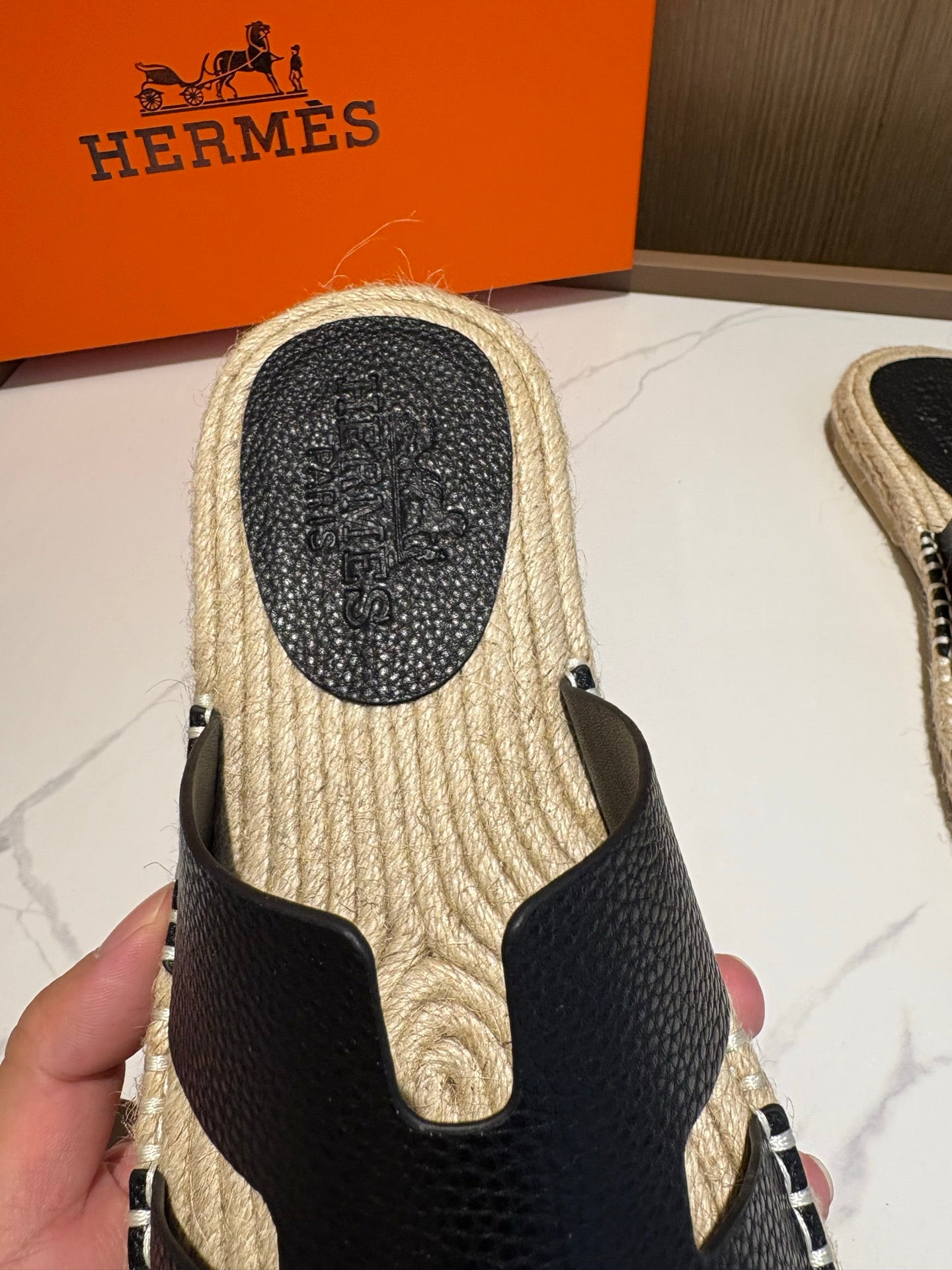 LuxluxHouse Best Quality Sandals Hermes
