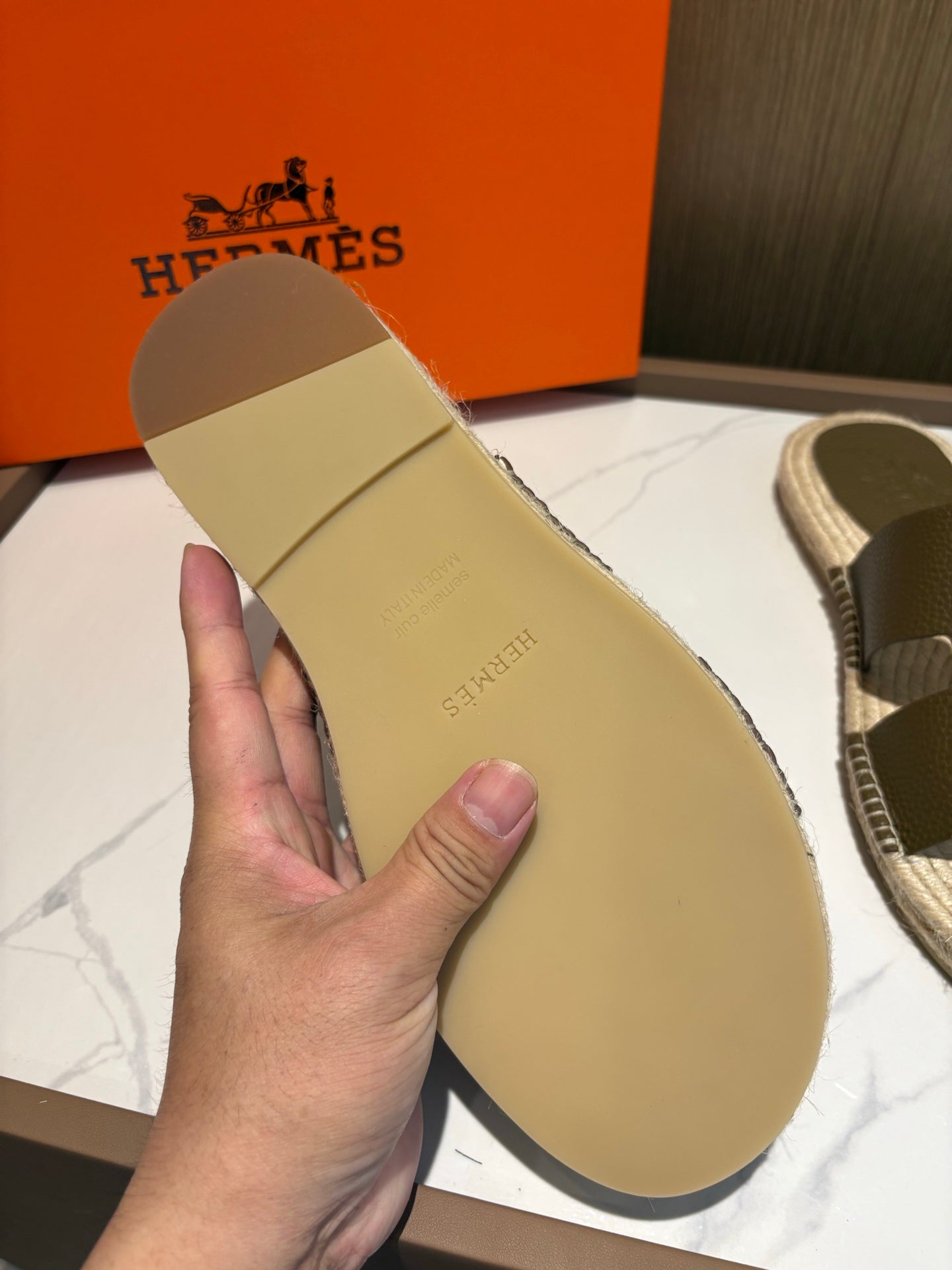 LuxluxHouse Best Quality Sandals Hermes