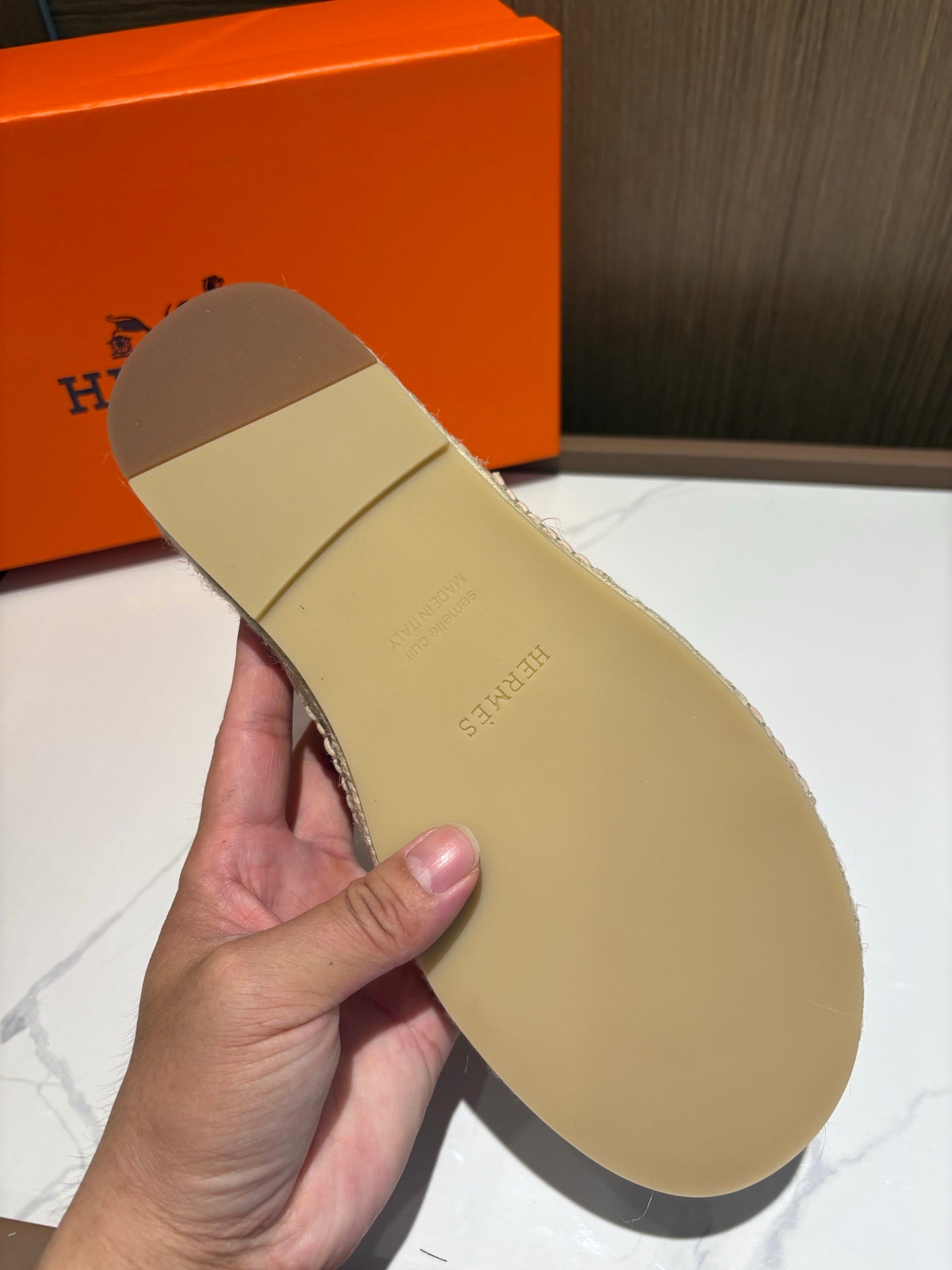 LuxluxHouse Best Quality Sandals Hermes