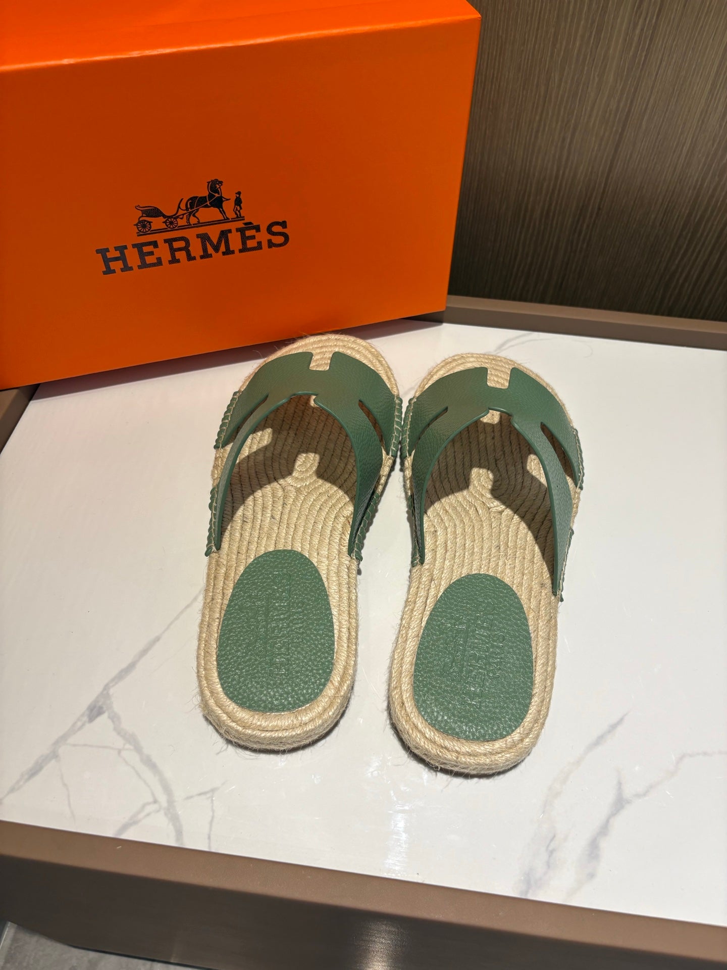 LuxluxHouse Best Quality Sandals Hermes