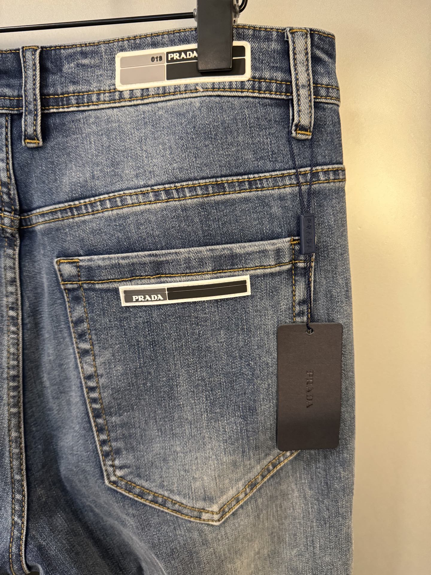 LuxluxHouse Best Quality Clothes Pants Prada