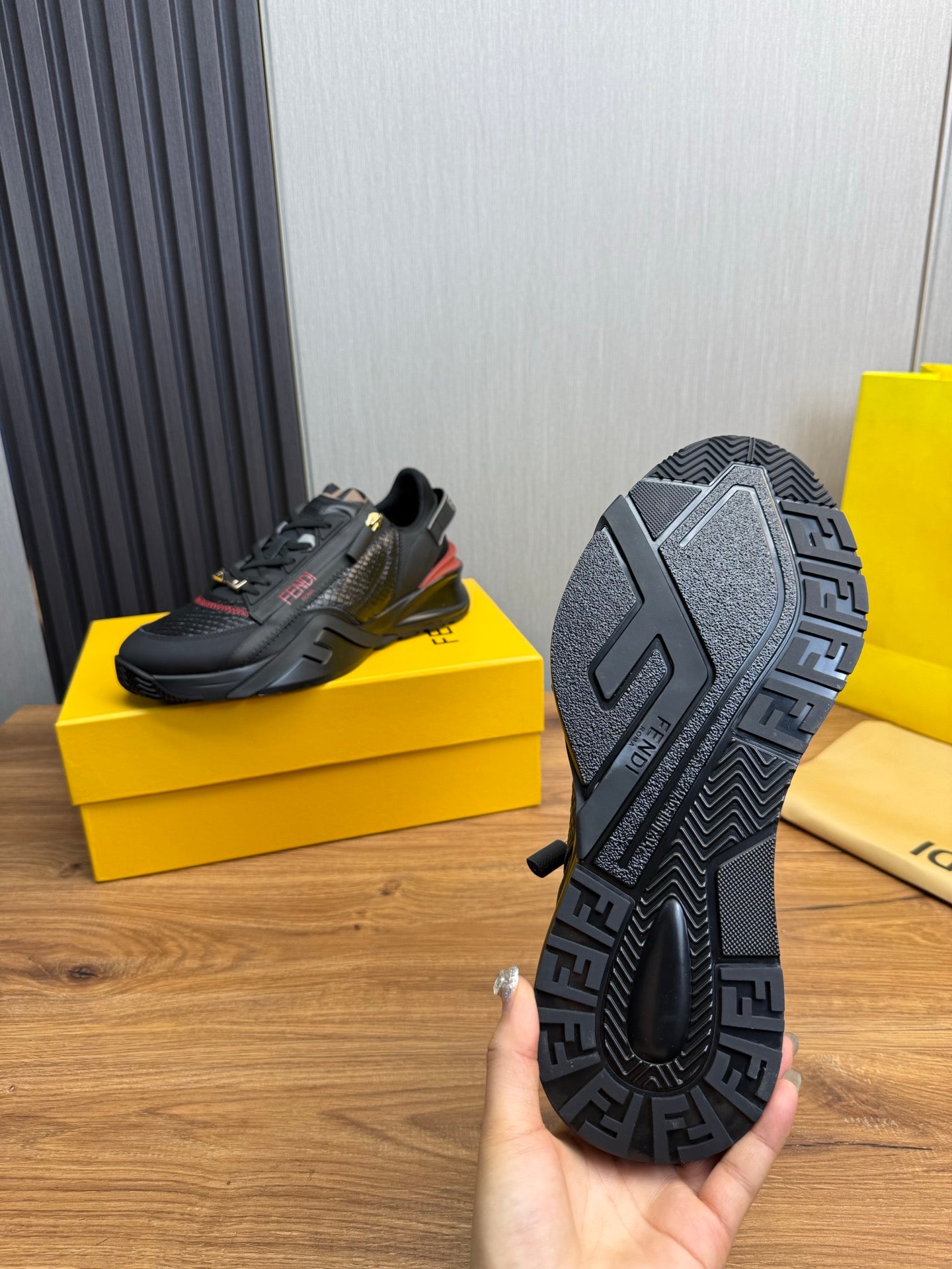 LuxluxHouse Best Quality Shoes Fendi