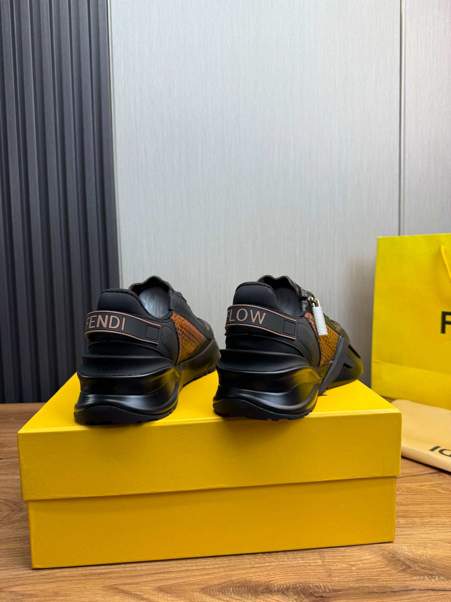 LuxluxHouse Best Quality Shoes Fendi