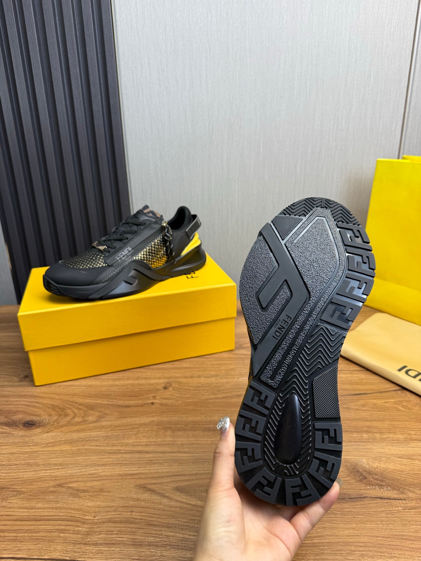 LuxluxHouse Best Quality Shoes Fendi
