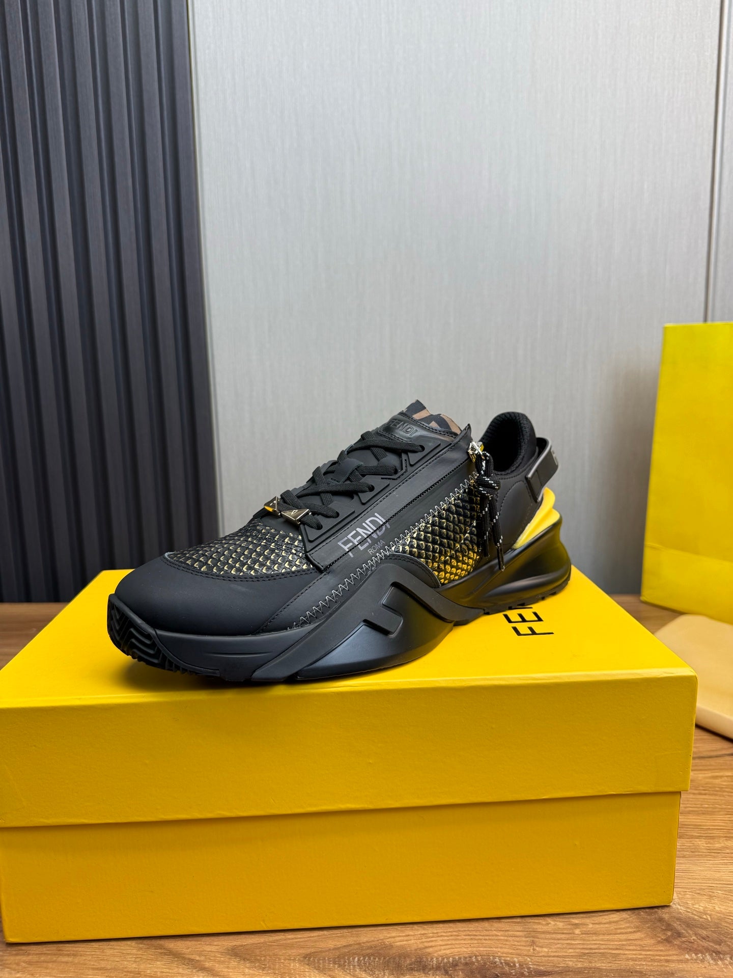 LuxluxHouse Best Quality Shoes Fendi
