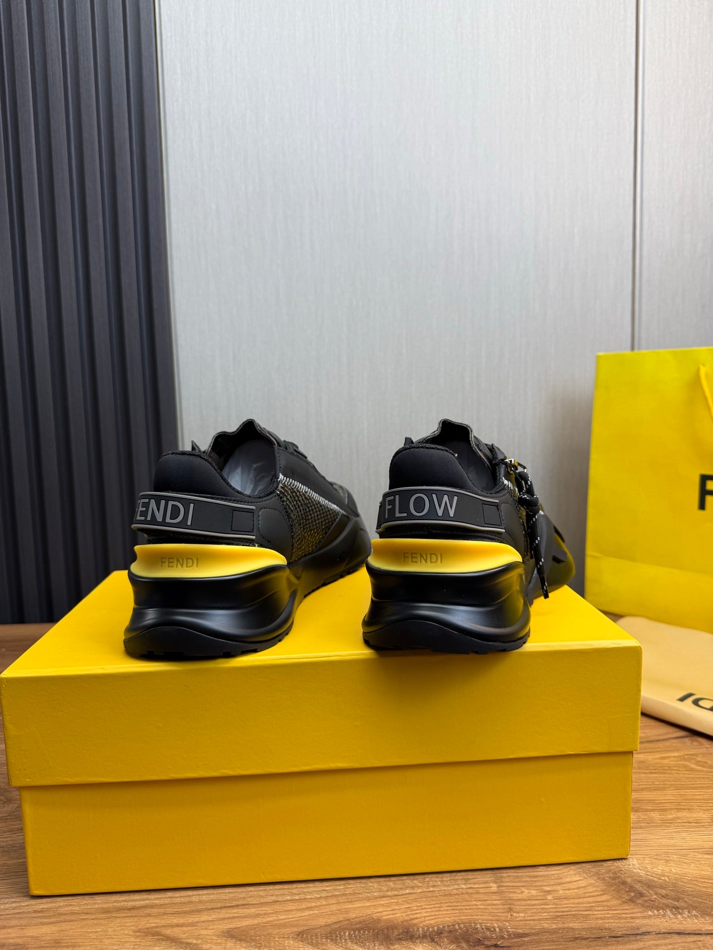 LuxluxHouse Best Quality Shoes Fendi