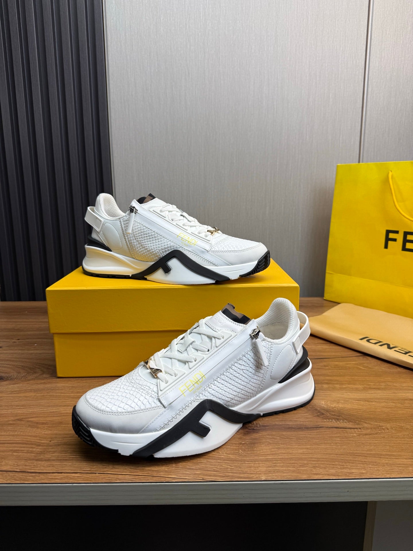 LuxluxHouse Best Quality Shoes Fendi