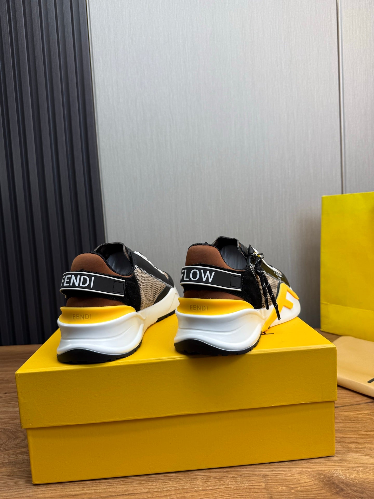 LuxluxHouse Best Quality Shoes Fendi