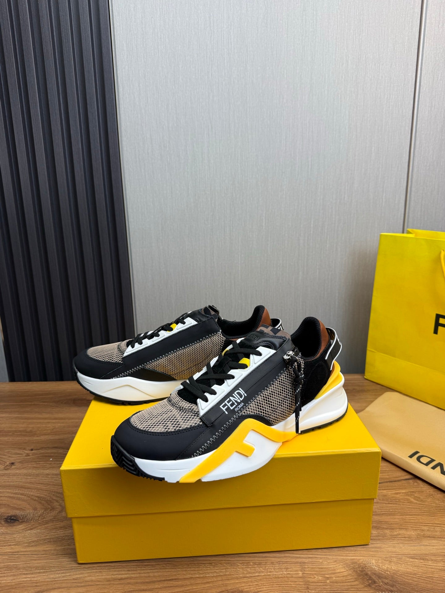 LuxluxHouse Best Quality Shoes Fendi