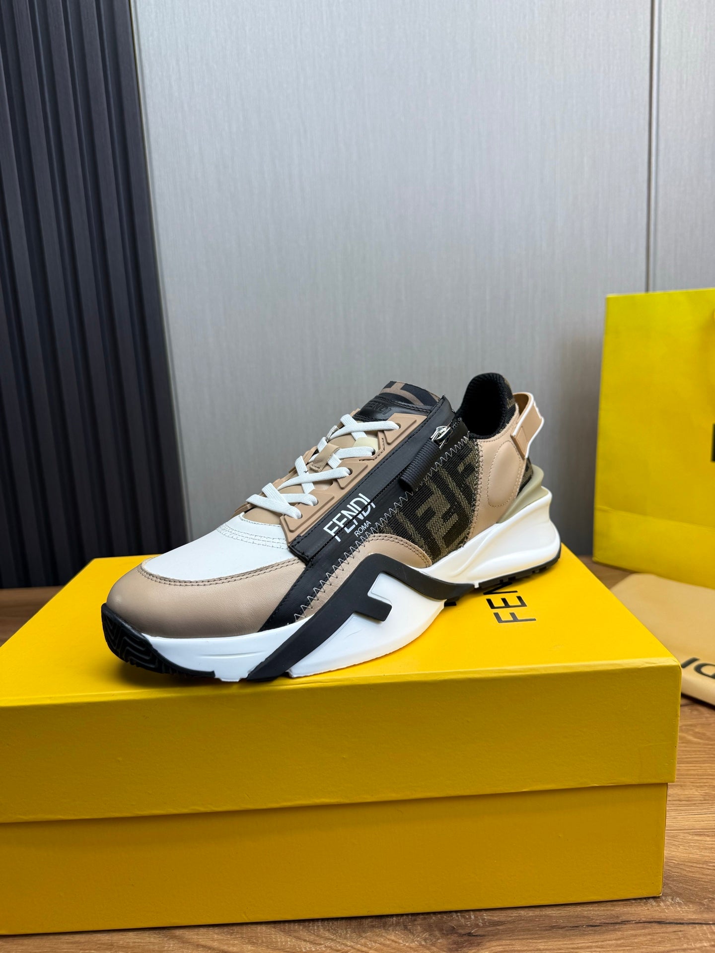 LuxluxHouse Best Quality Shoes Fendi