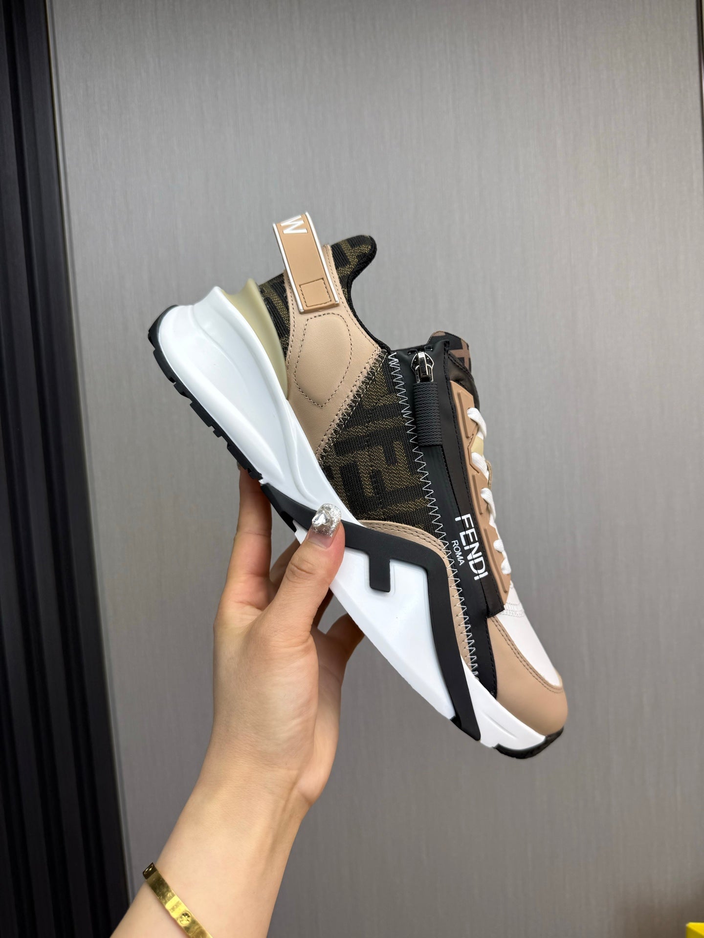LuxluxHouse Best Quality Shoes Fendi