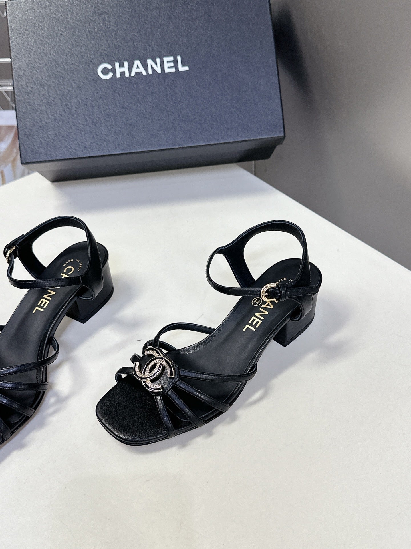 LuxluxHouse Best Quality Chanel Sandals