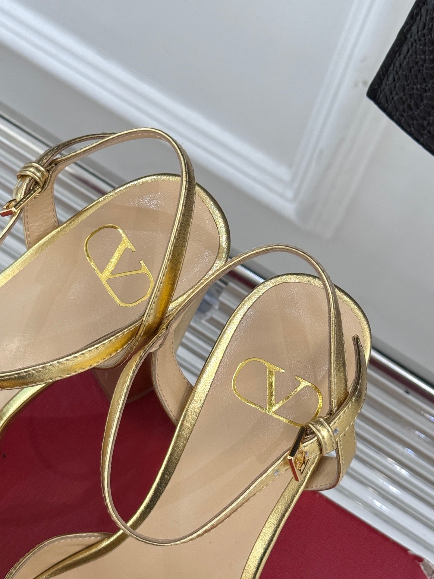 LuxluxHouse Best Quality Valentino Women Shoes