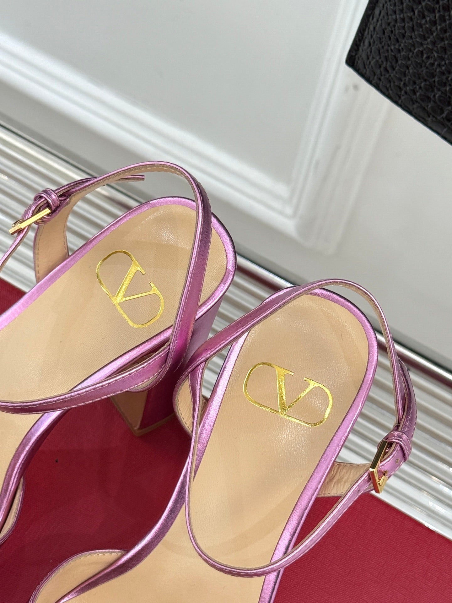 LuxluxHouse Best Quality Valentino Women Shoes