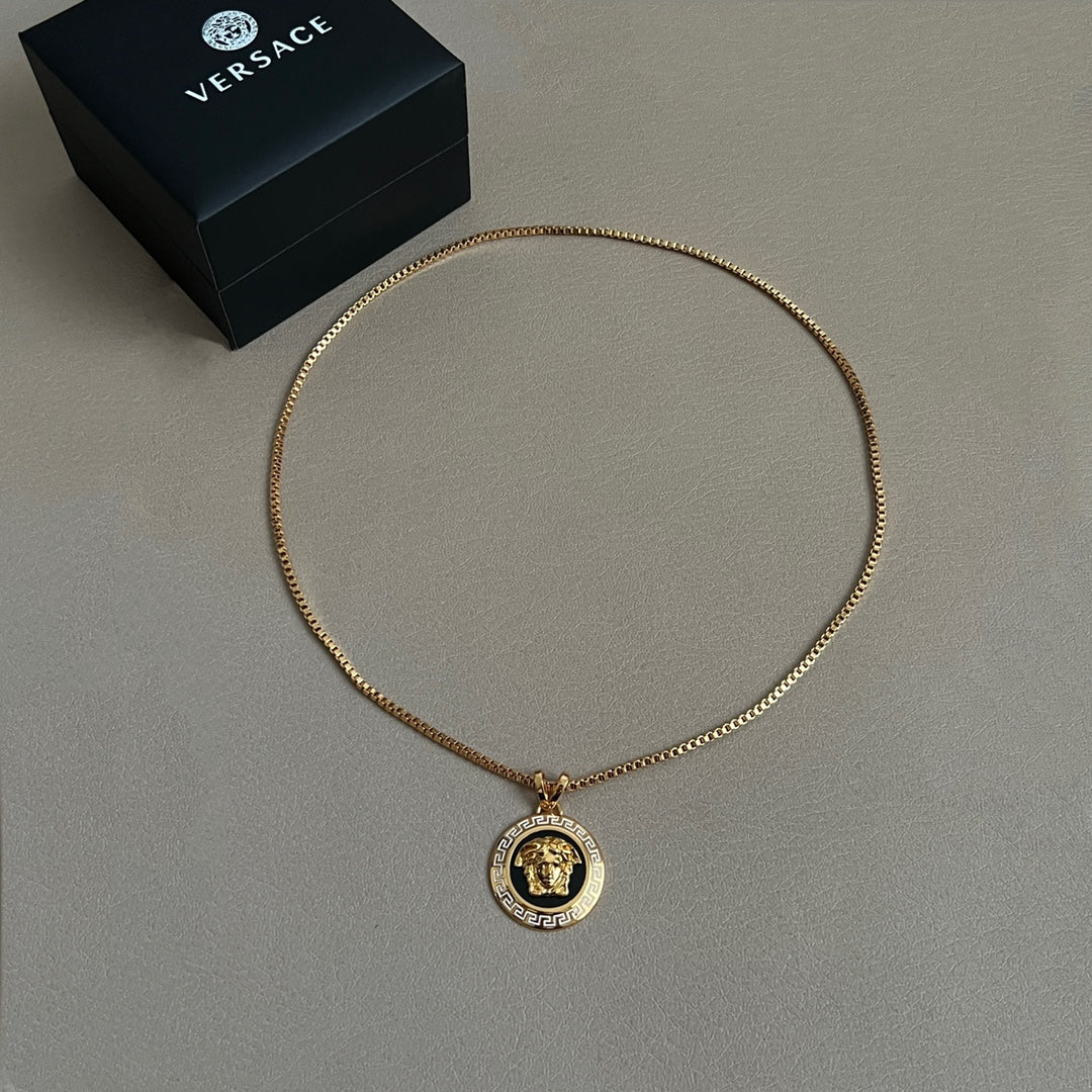 LuxluxHouse Best Quality Accessories Necklace Versace