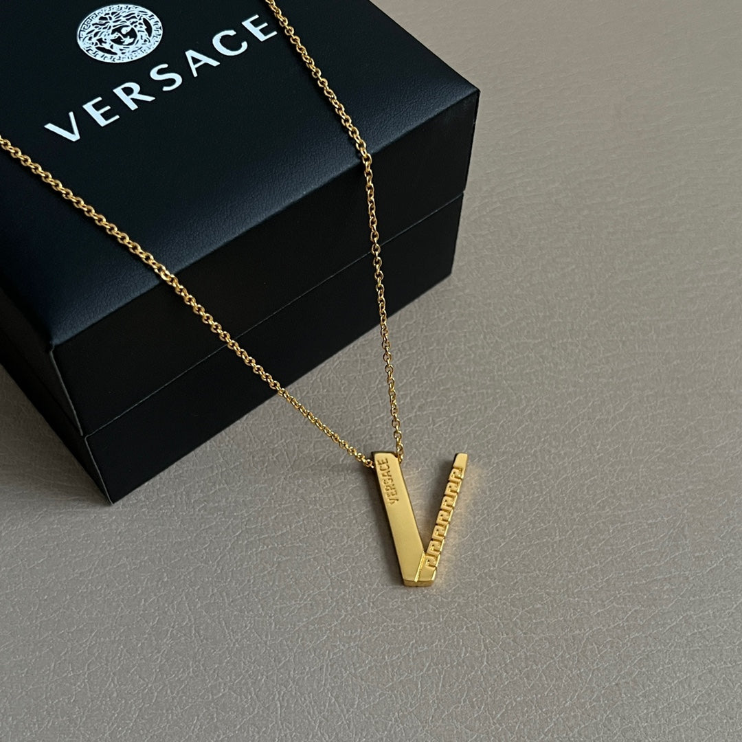 LuxluxHouse Best Quality Accessories Necklace Versace
