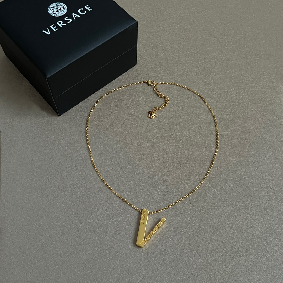 LuxluxHouse Best Quality Accessories Necklace Versace
