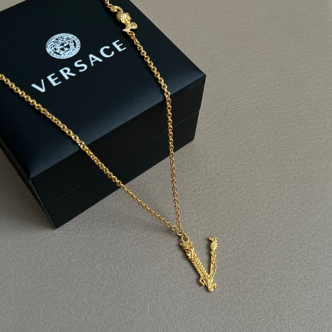 LuxluxHouse Best Quality Accessories Necklace Versace